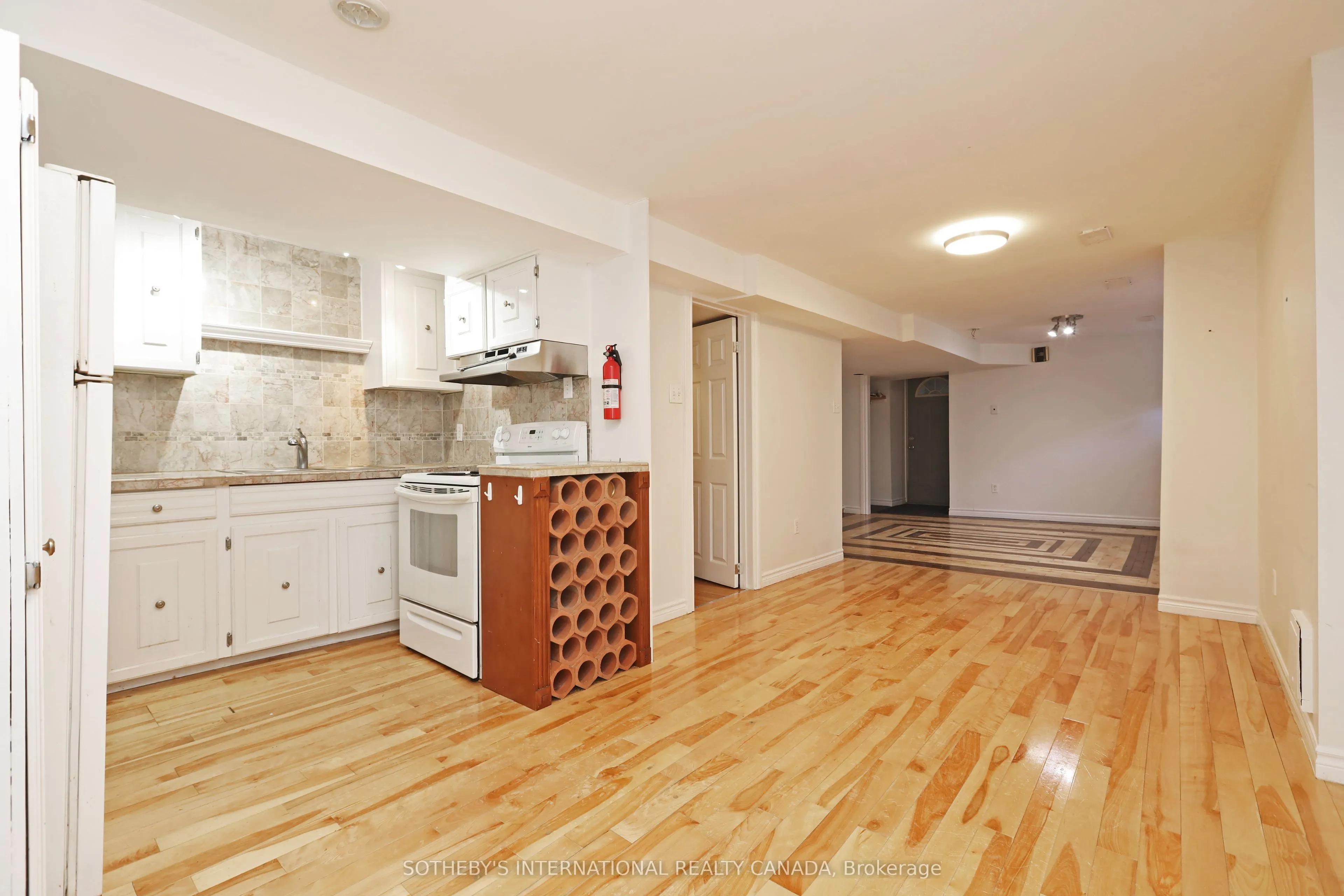 212 Glebemount Avenue #Lower