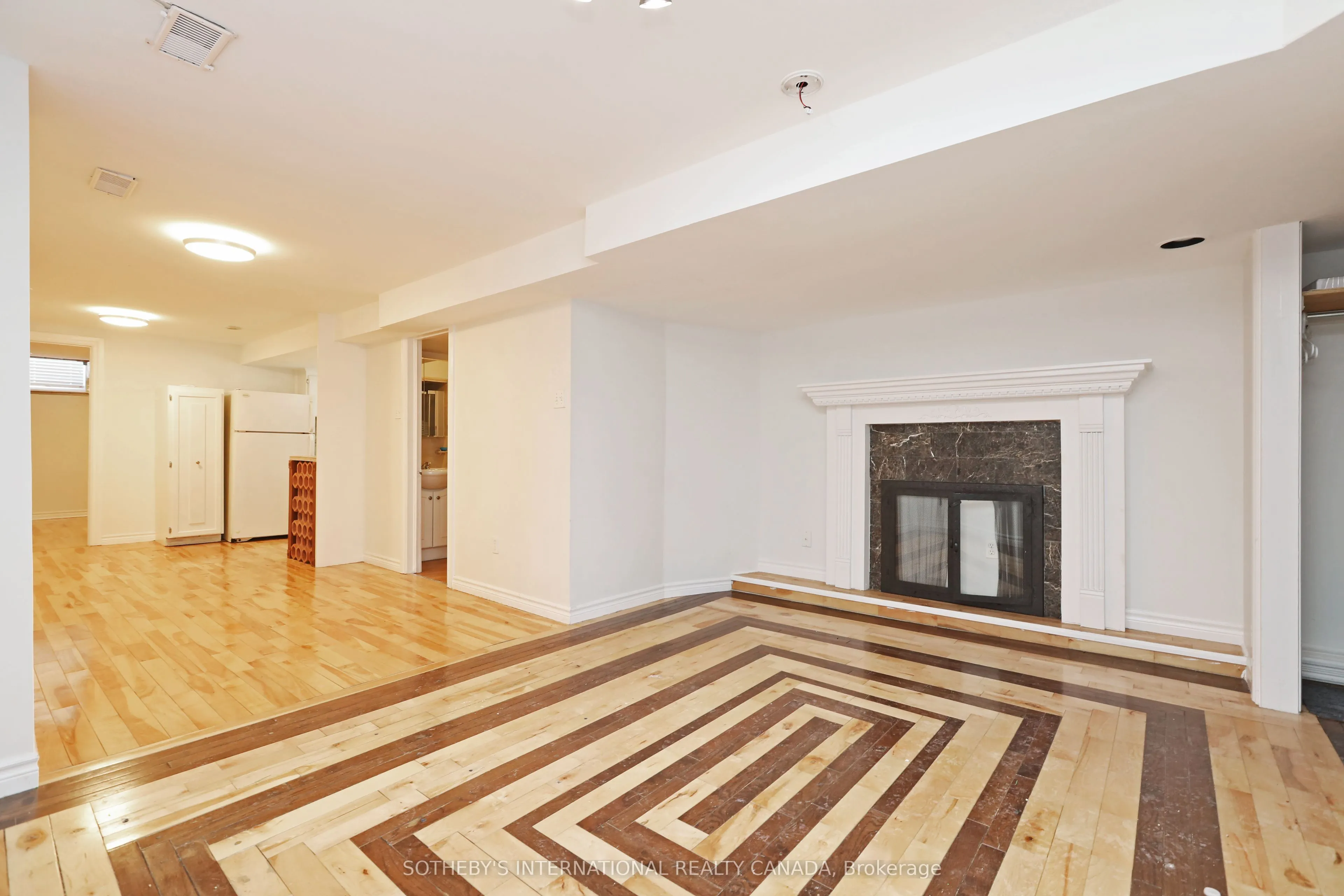 212 Glebemount Avenue #Lower