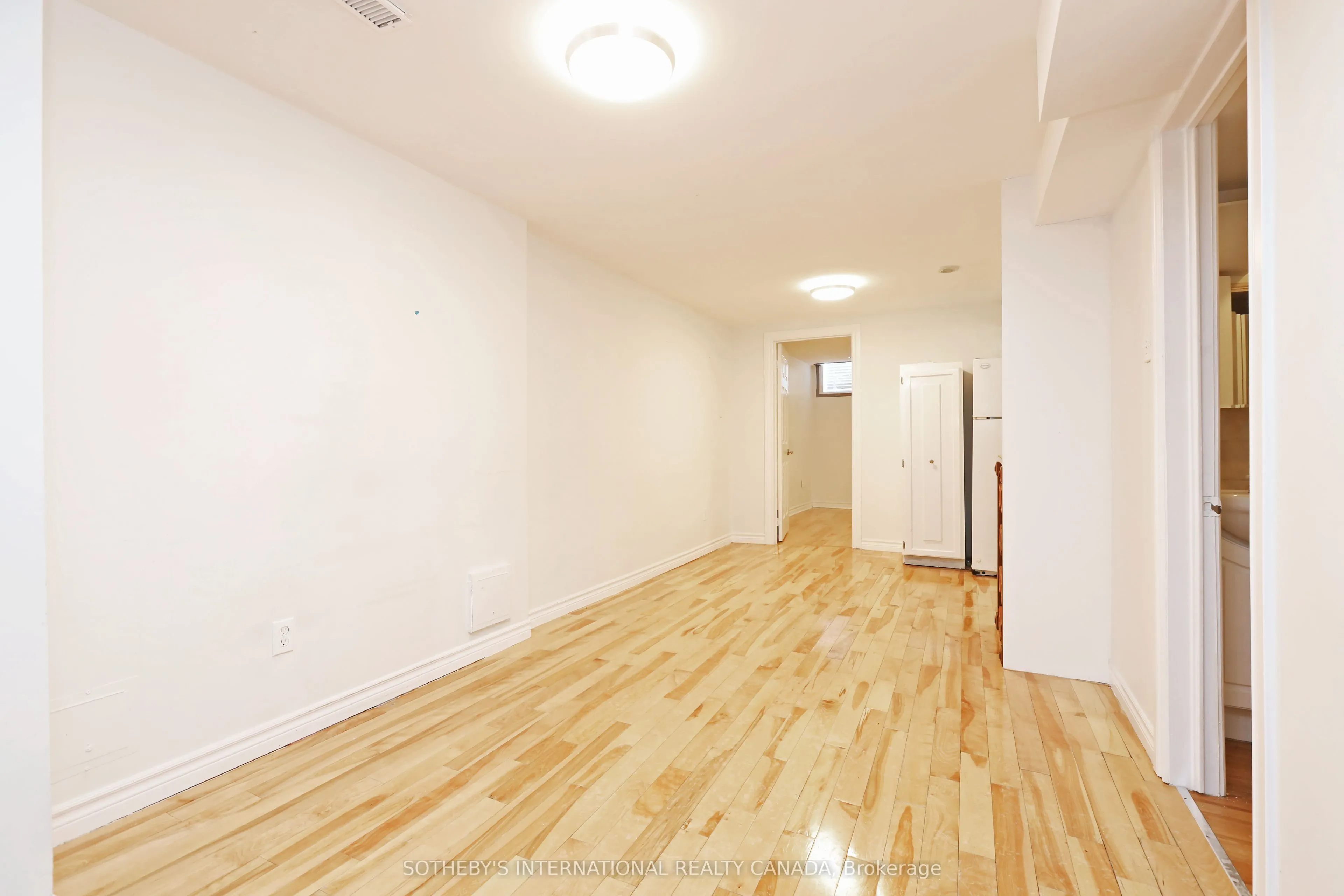 212 Glebemount Avenue #Lower