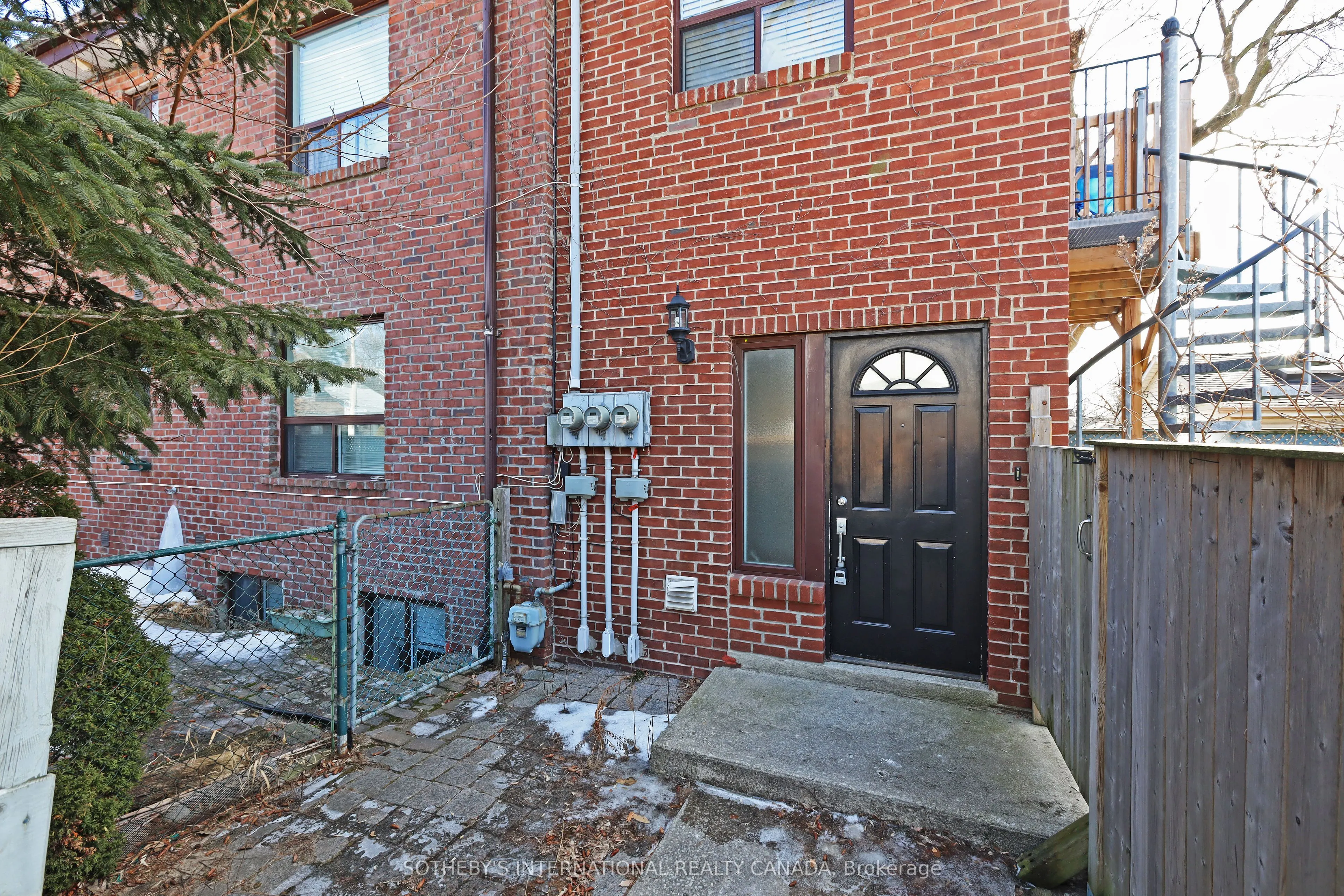 212 Glebemount Avenue #Lower