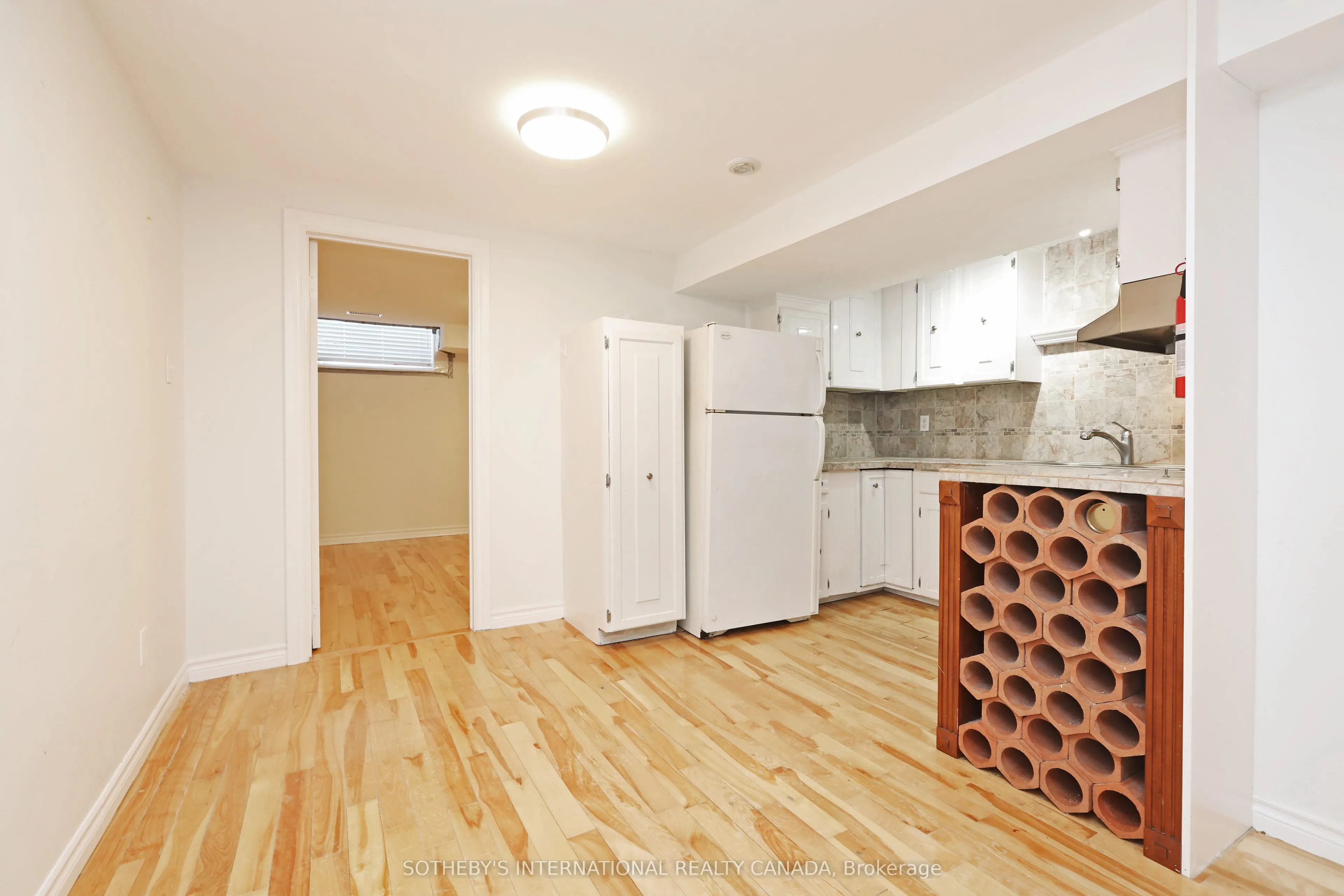 212 Glebemount Avenue #Lower
