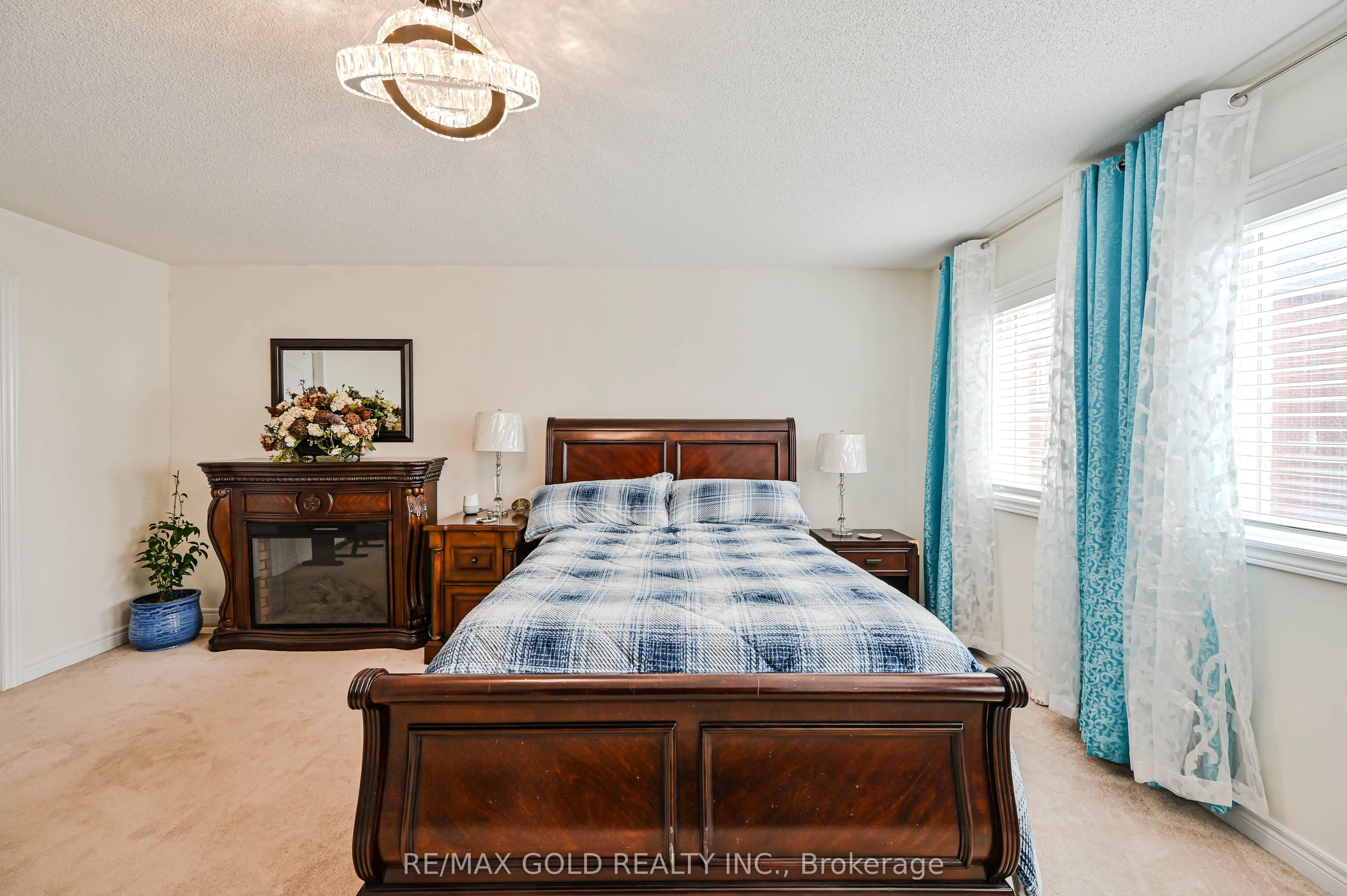 7 Bellotti Crescent