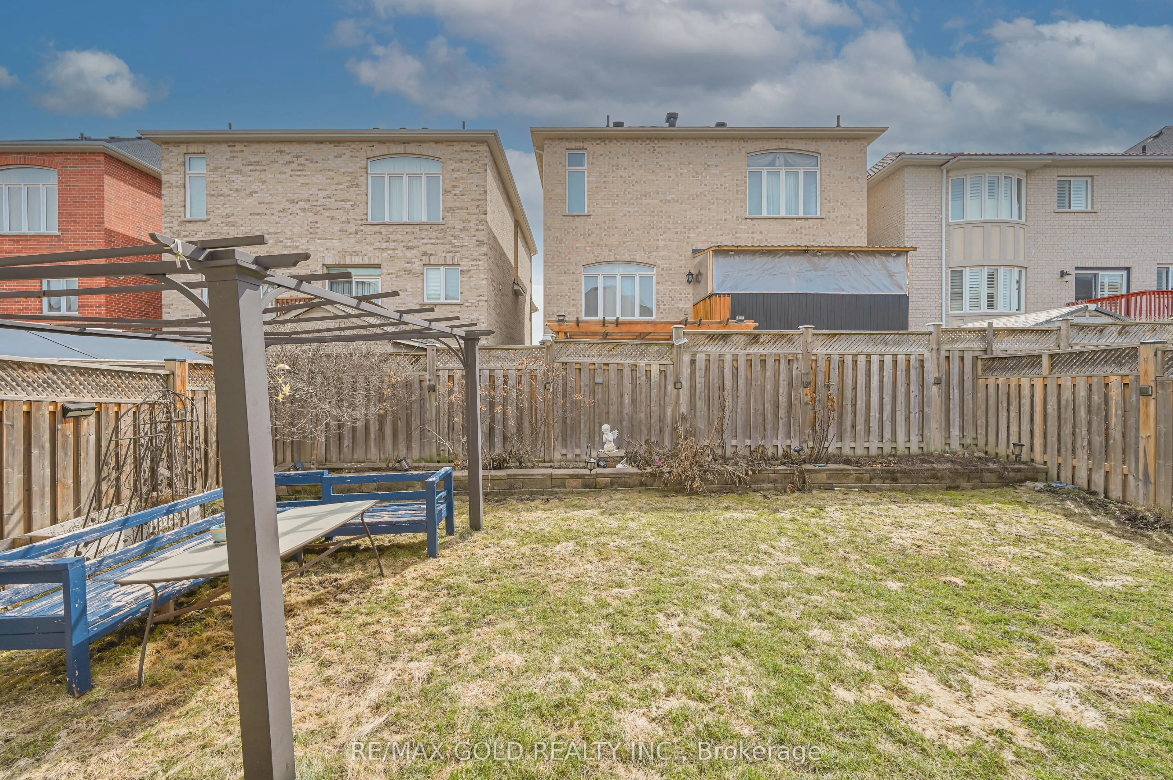 7 Bellotti Crescent