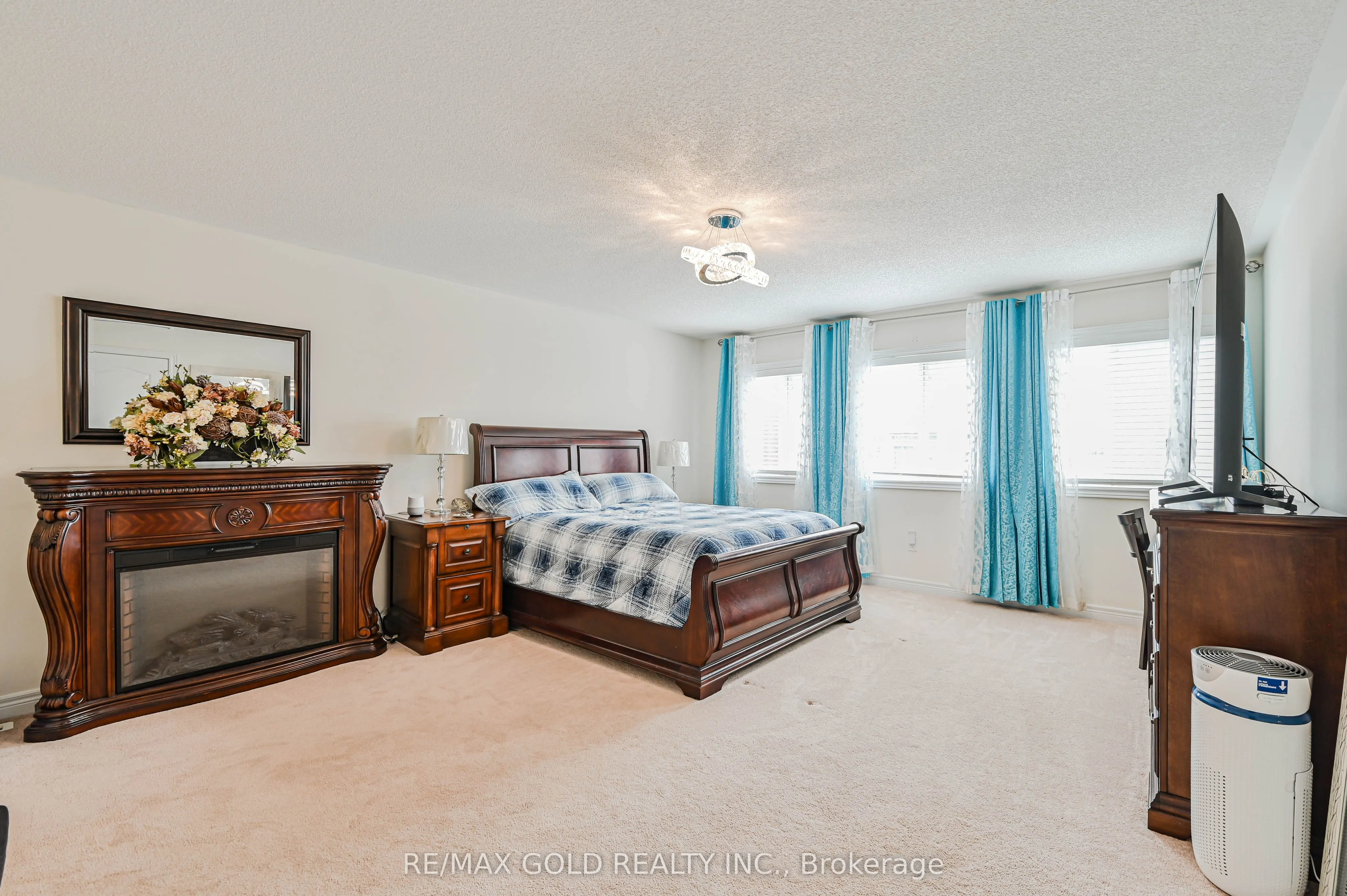 7 Bellotti Crescent