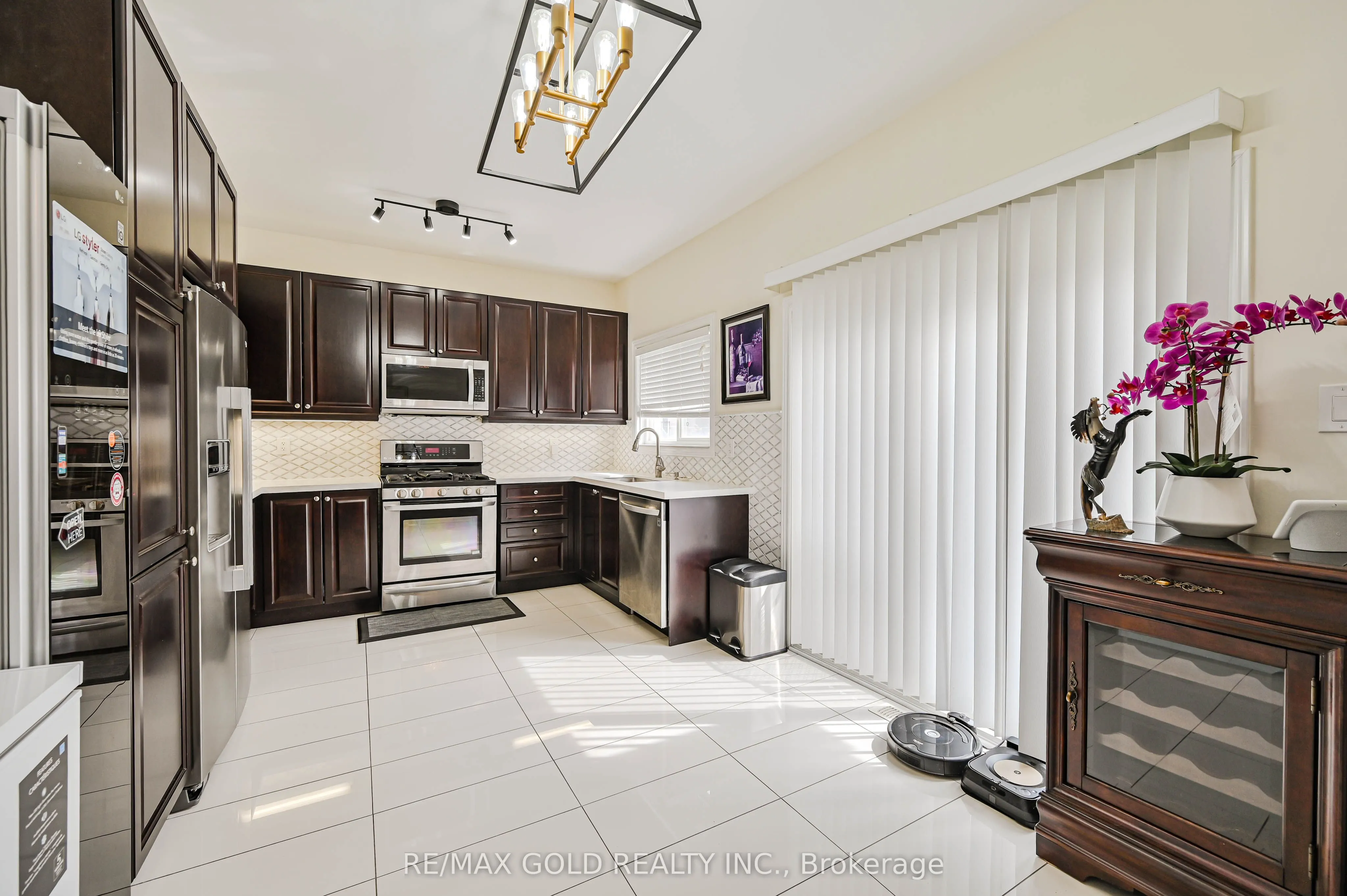 7 Bellotti Crescent