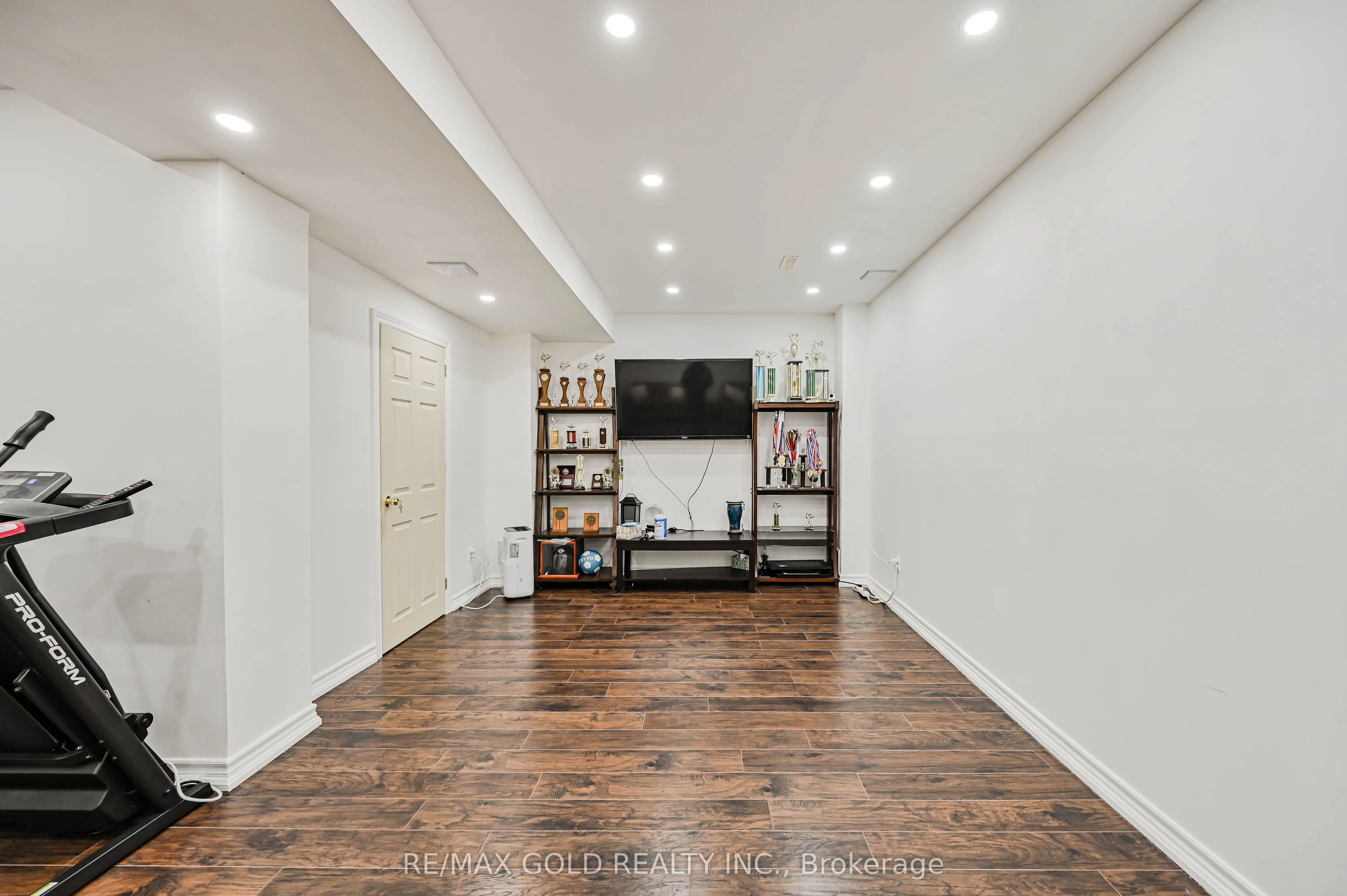 7 Bellotti Crescent