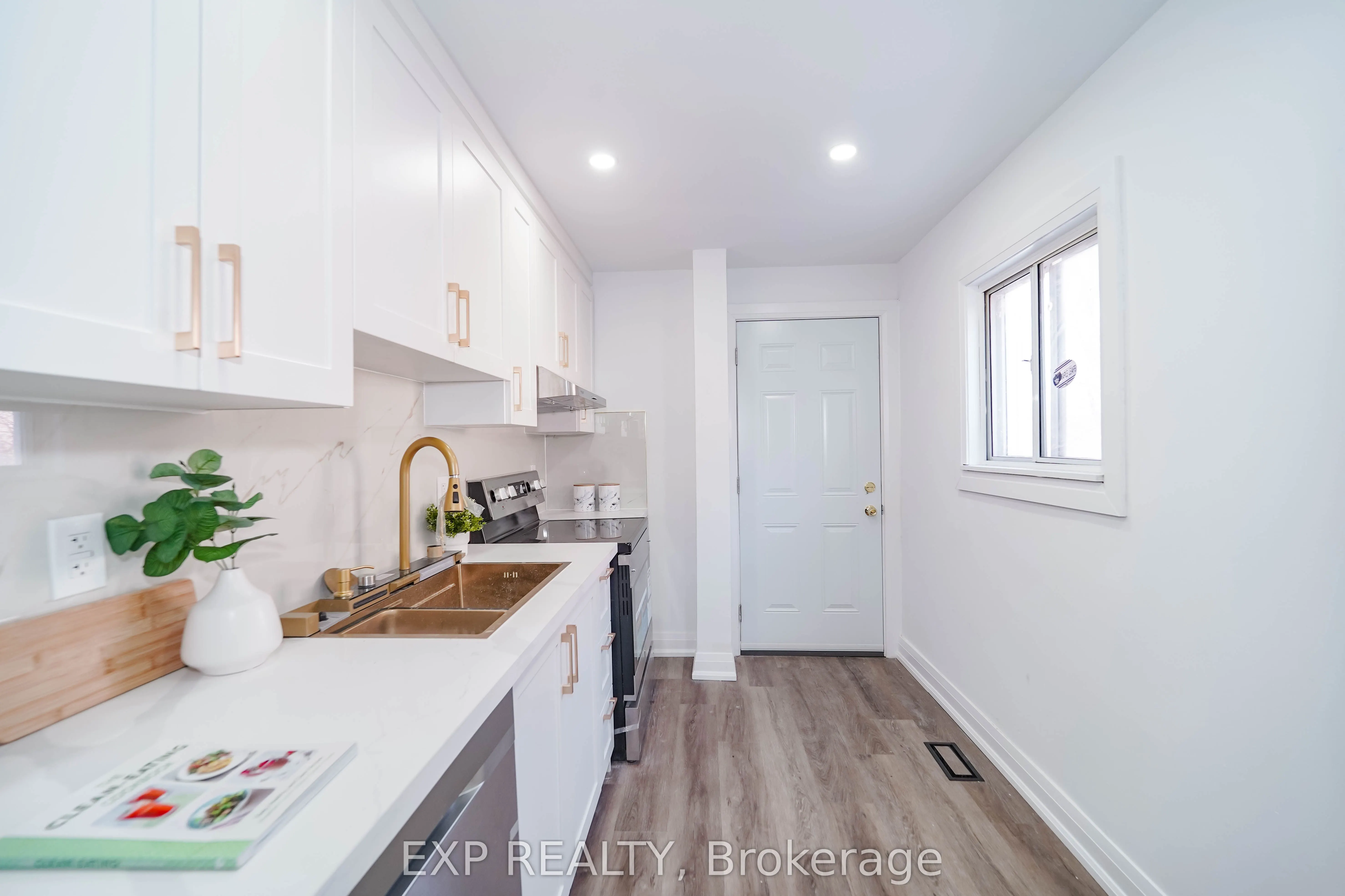 224 Aylesworth Avenue