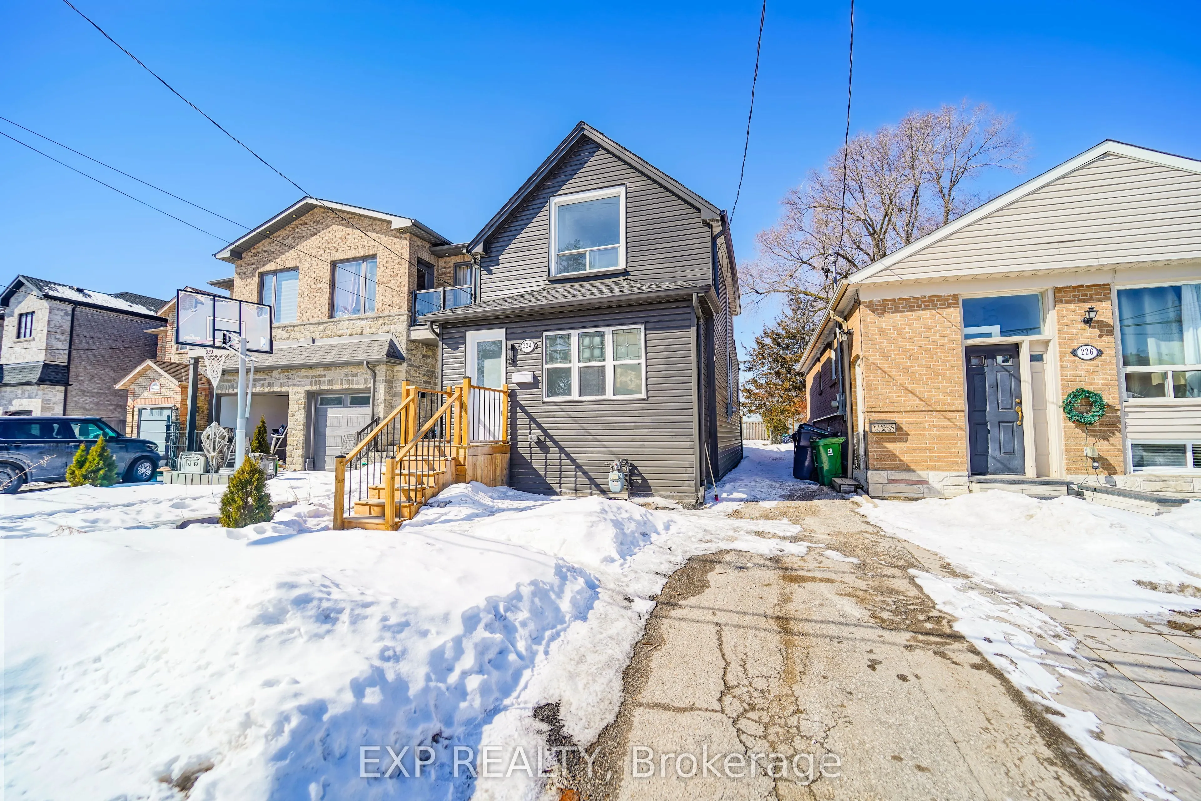 224 Aylesworth Avenue