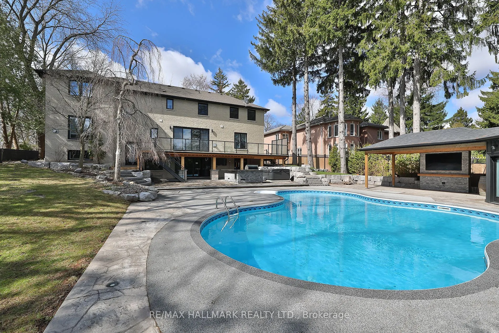 88 Colonel Danforth Trail