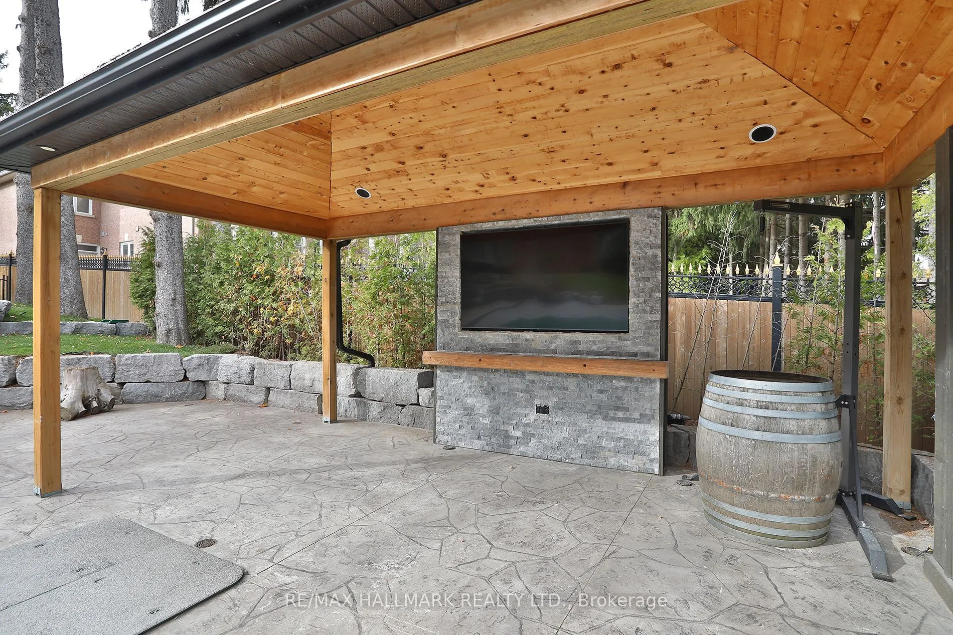 88 Colonel Danforth Trail