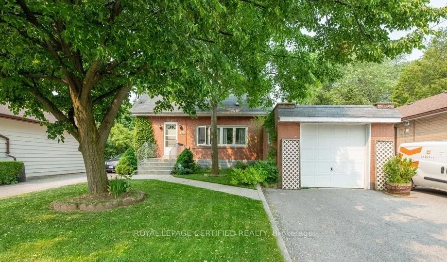 80 Vanbrugh Avenue