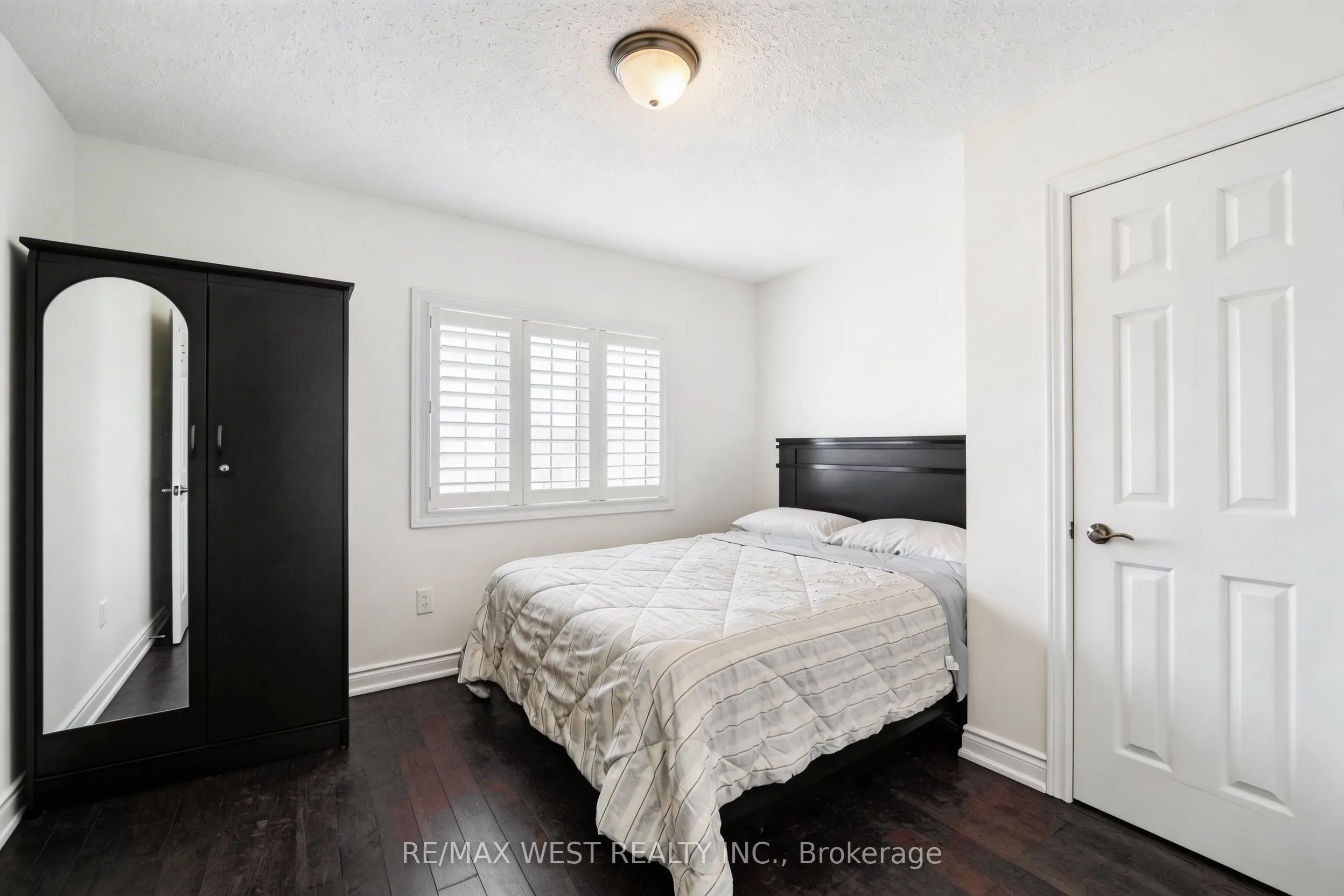 63 Sharplin Drive