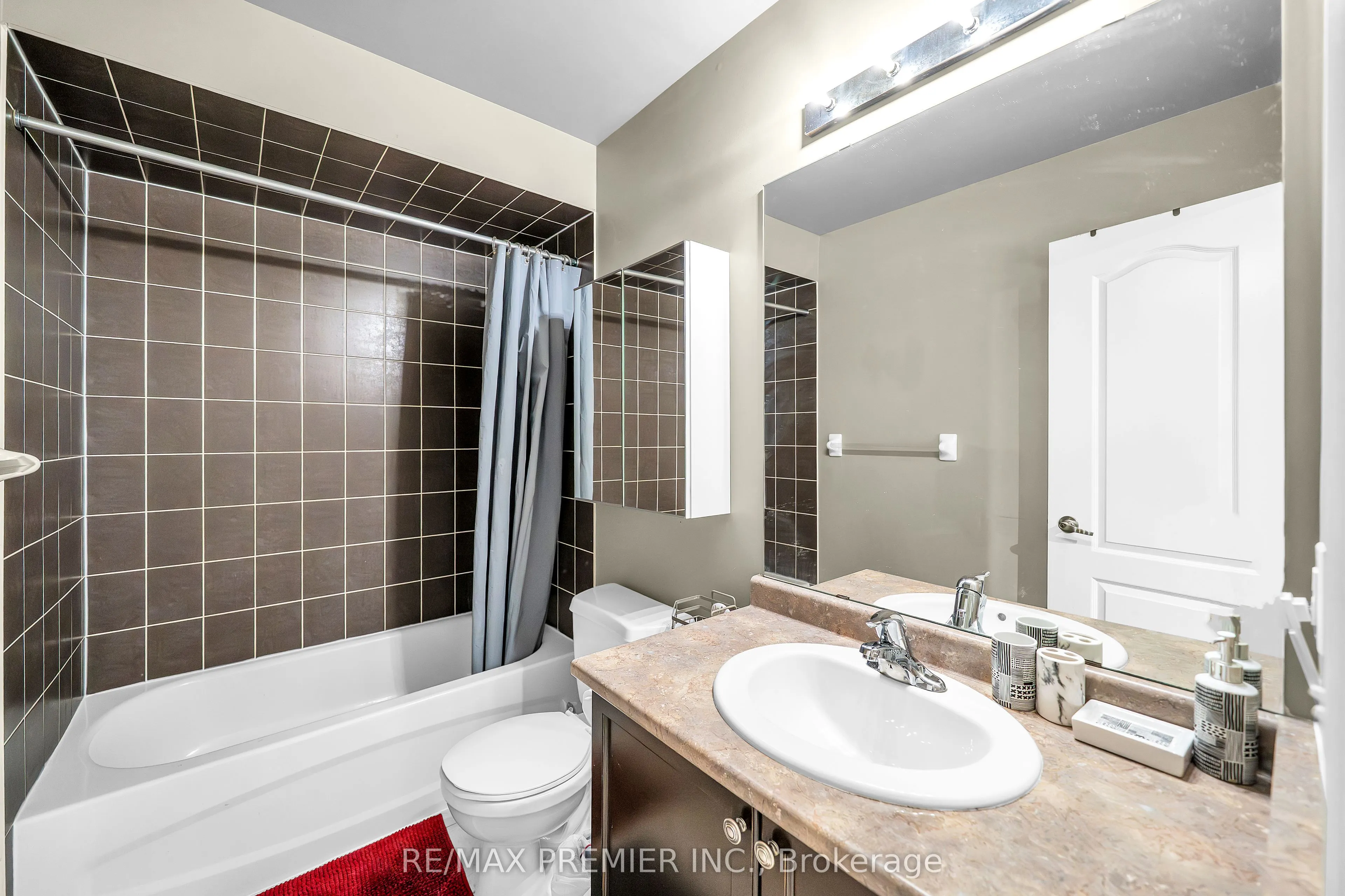 164 Dewell Crescent