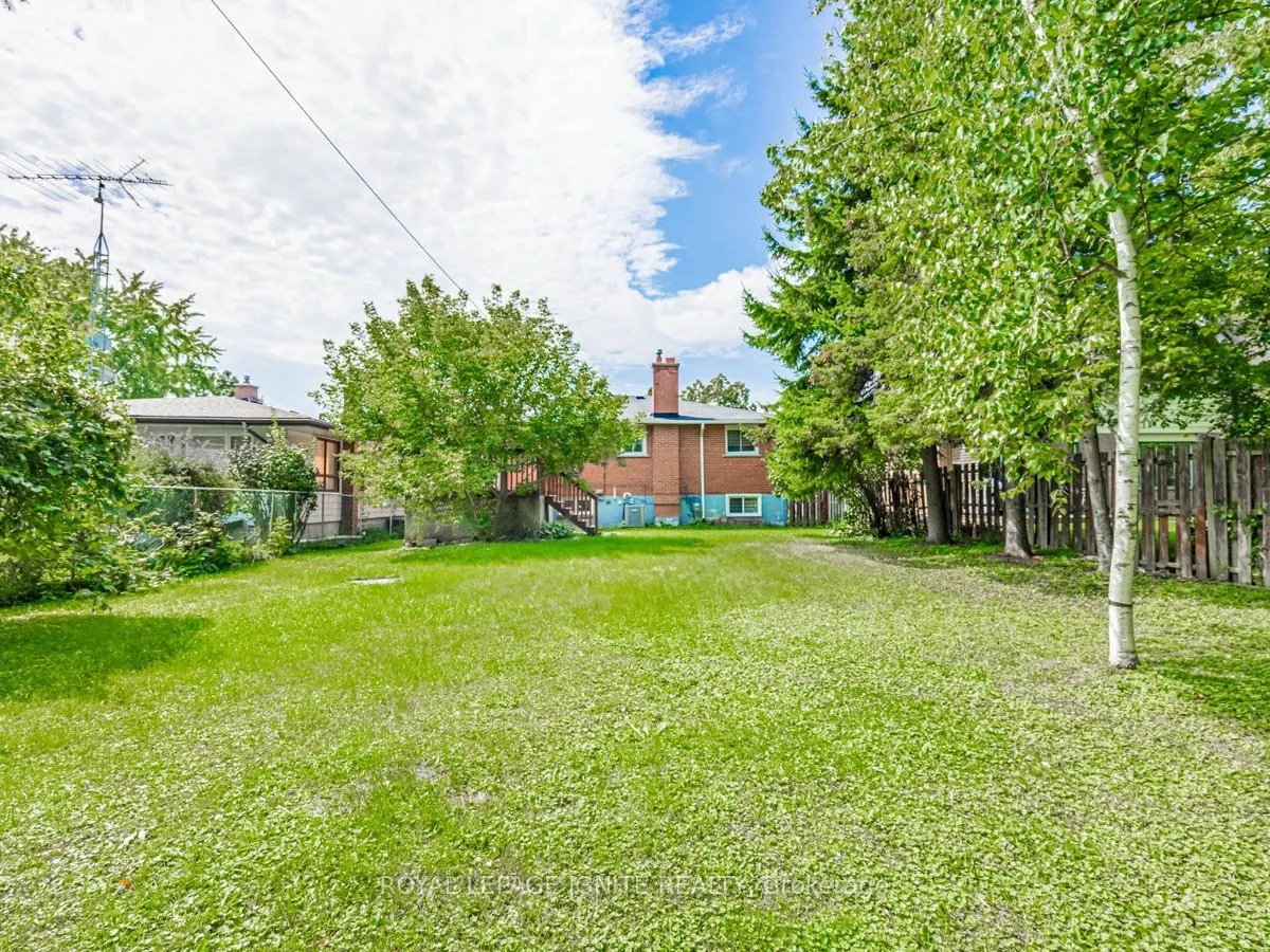 803 Fairview Avenue