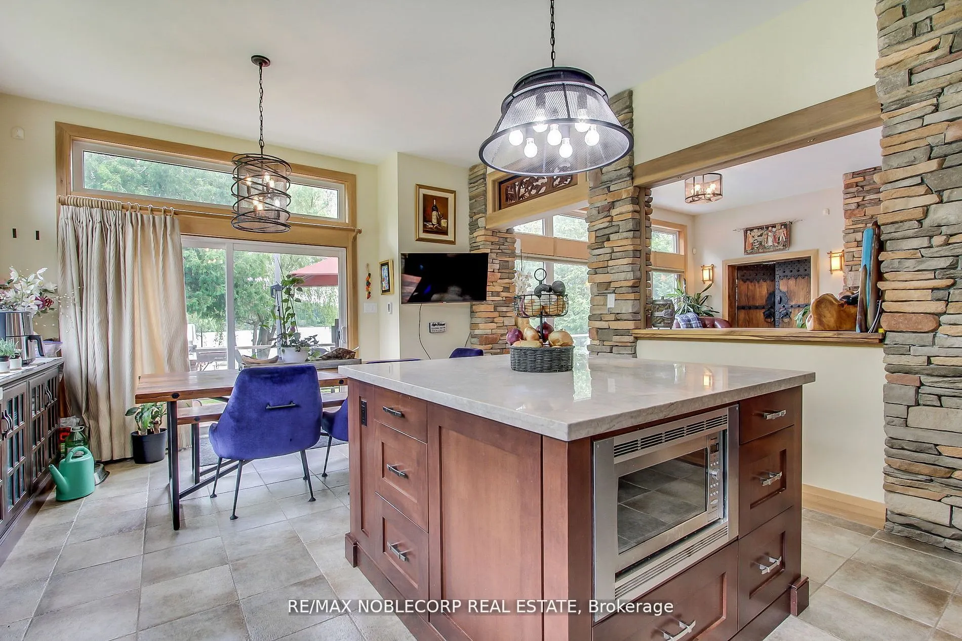 11201 Lake Ridge Road