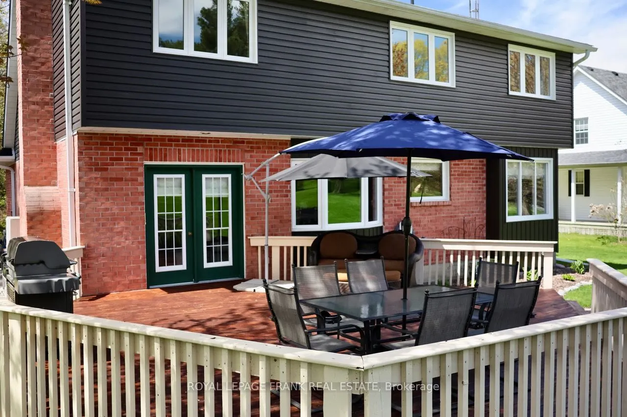 85 Ambleside Drive