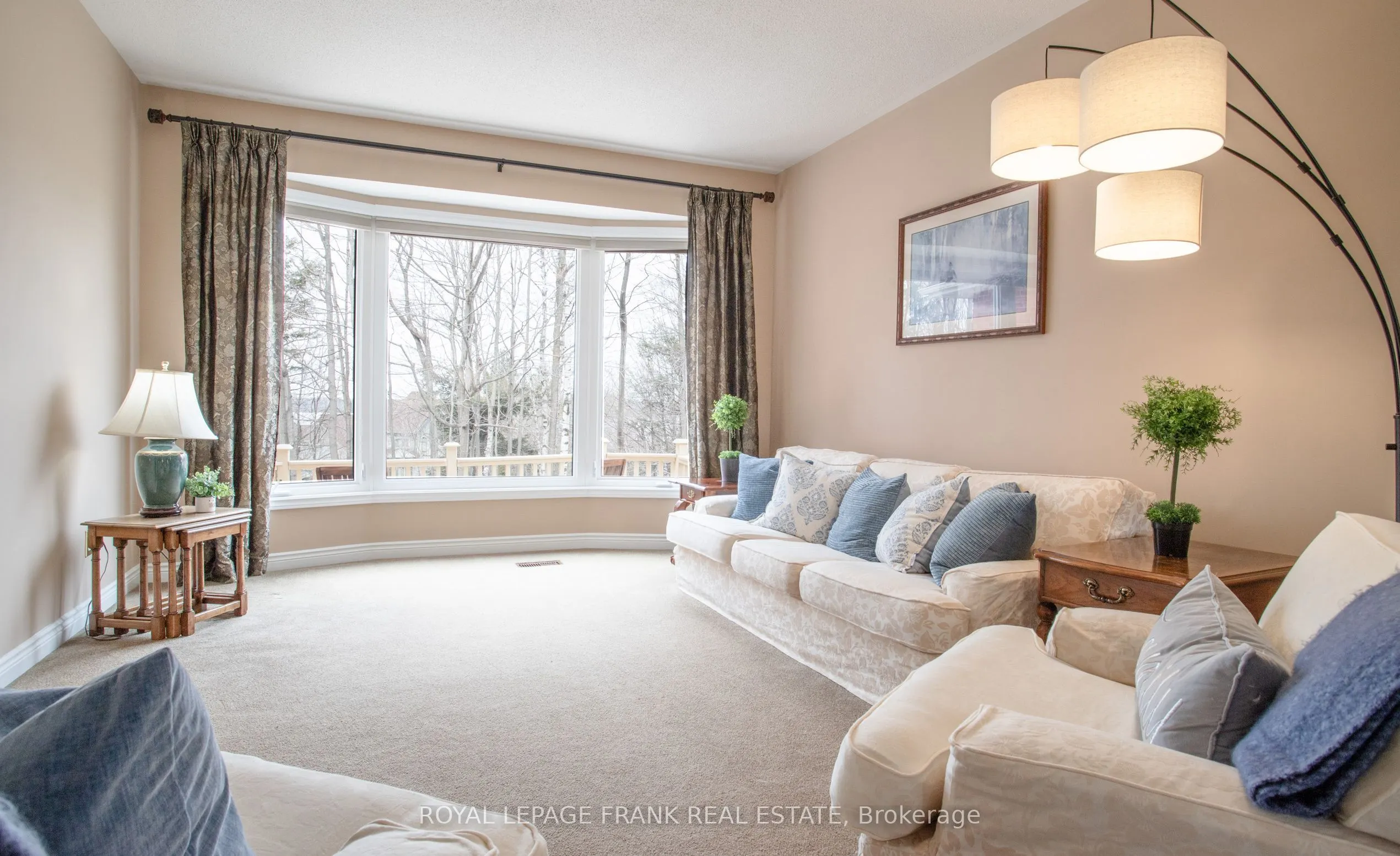 85 Ambleside Drive