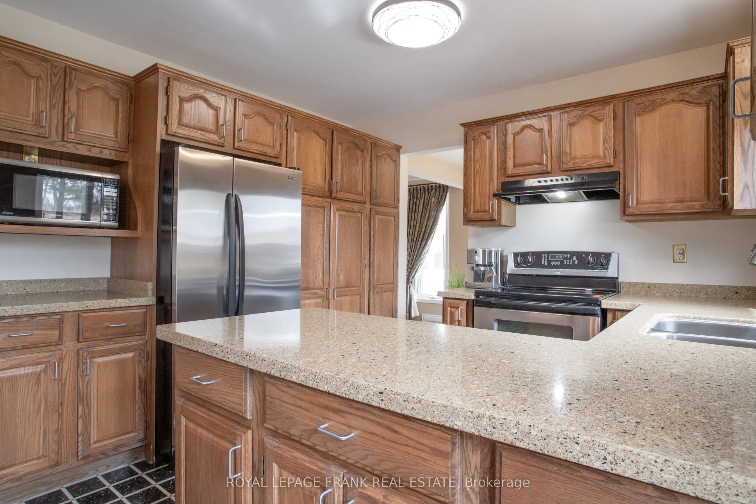 85 Ambleside Drive