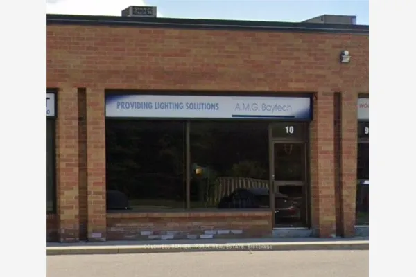 500 Wentworth Street E #10