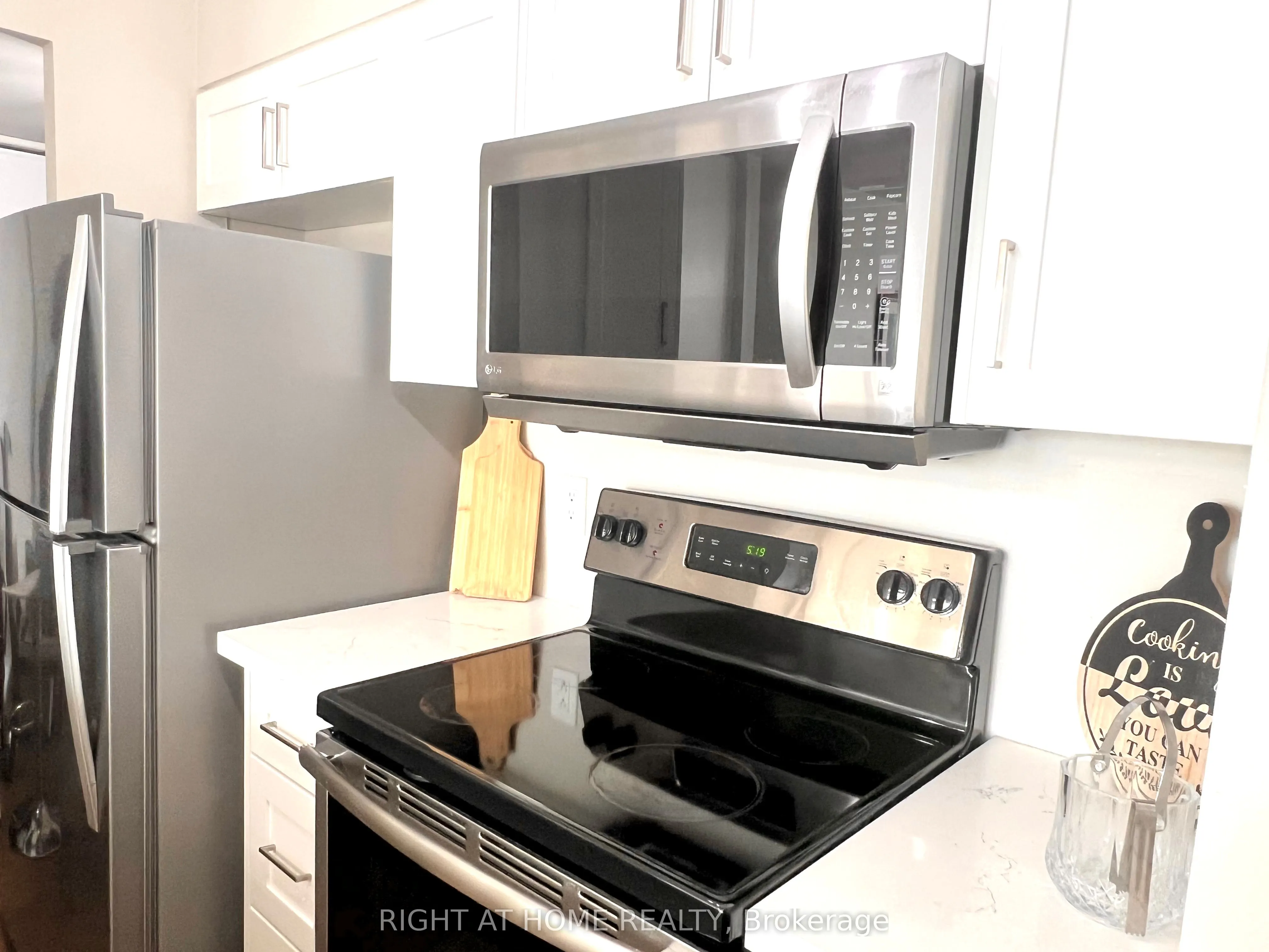 90 Dale Avenue #706