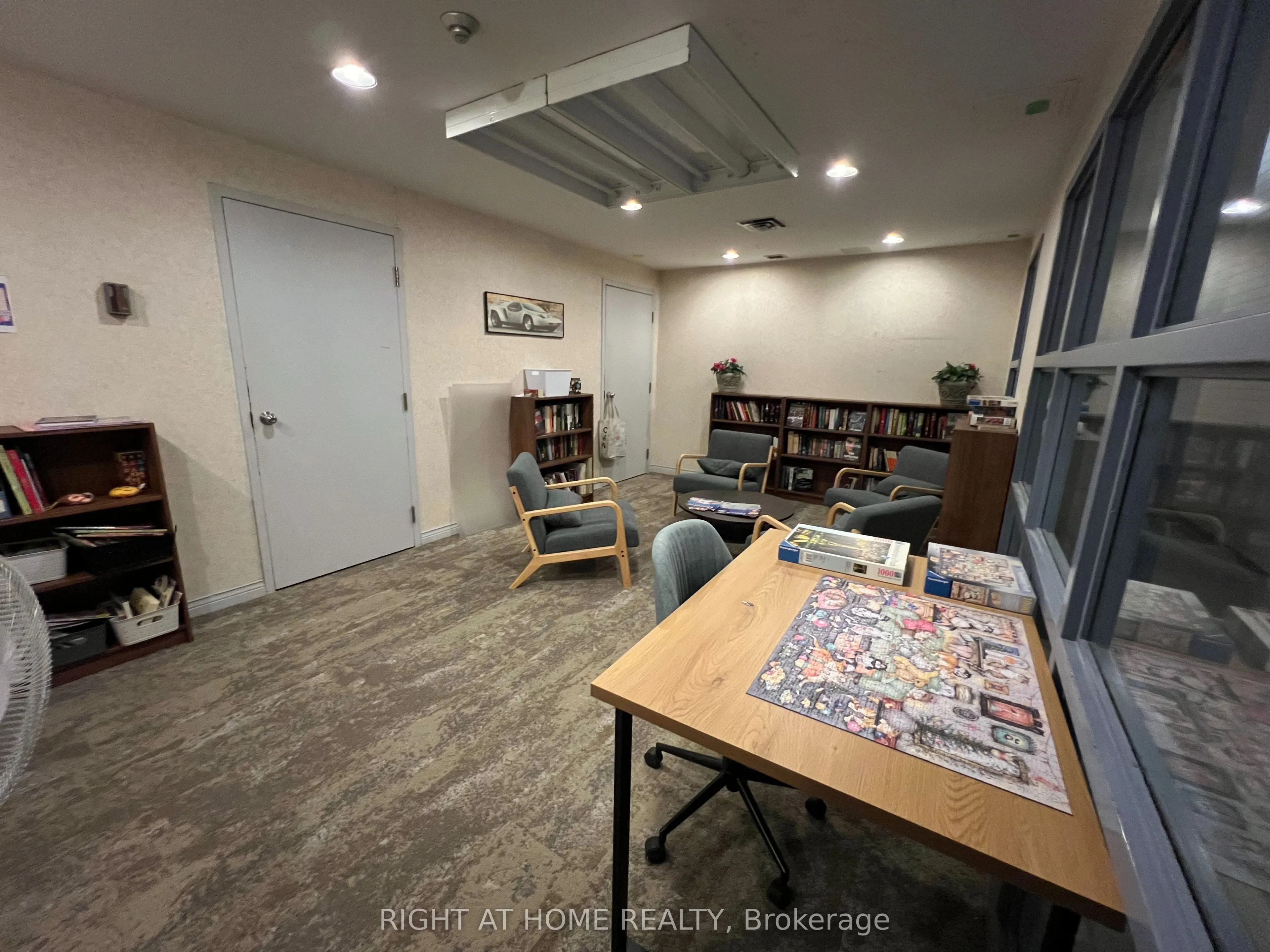 90 Dale Avenue #706