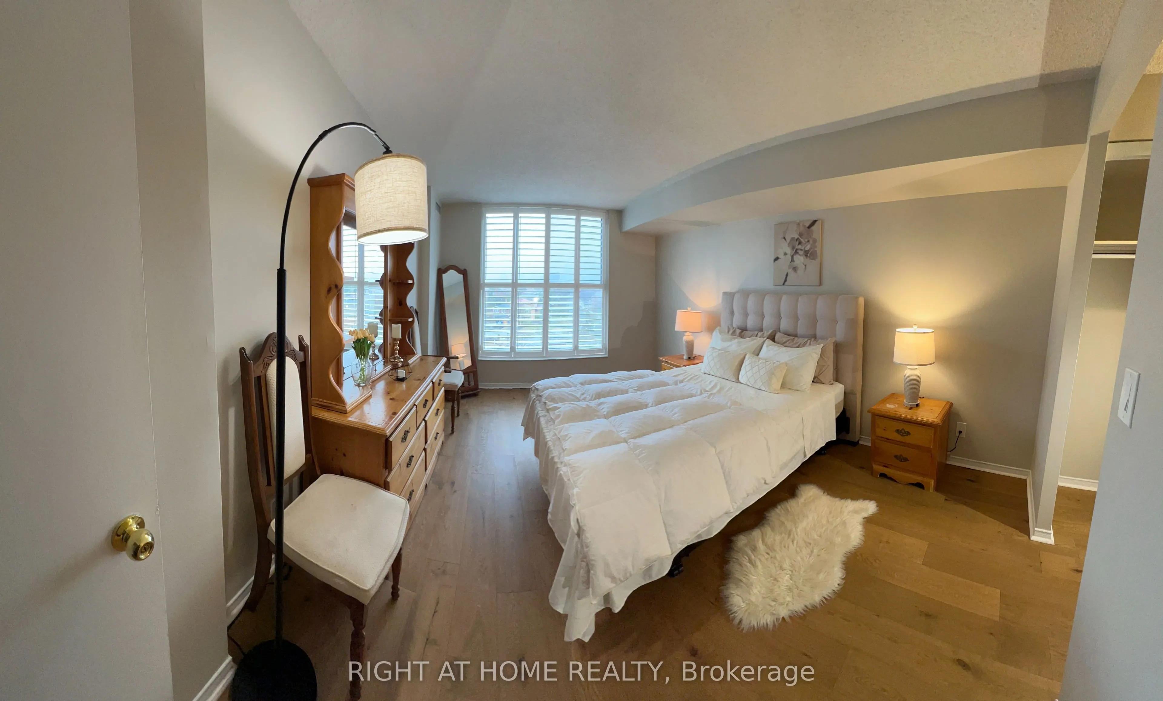 90 Dale Avenue #706