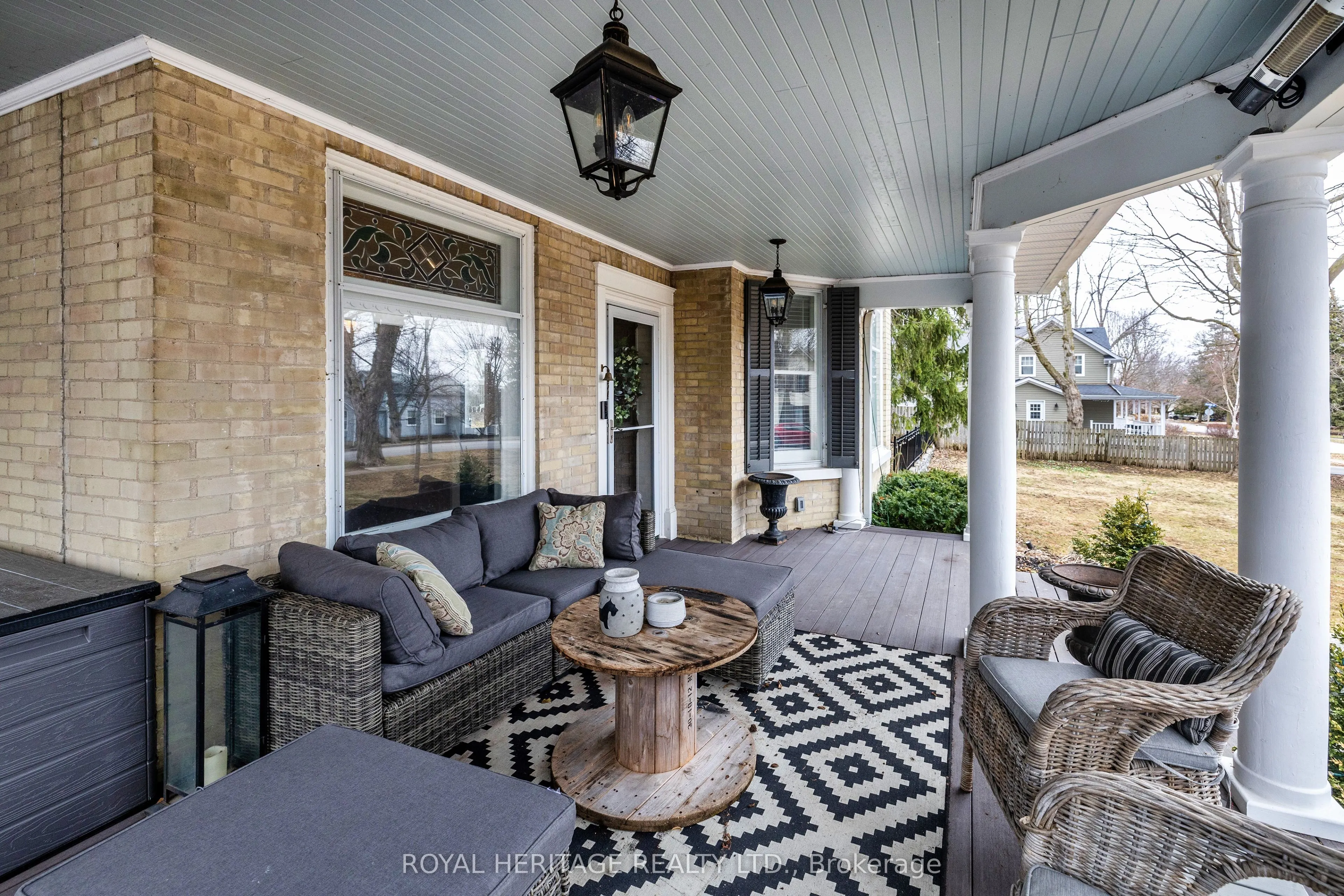 220 Cochrane Street