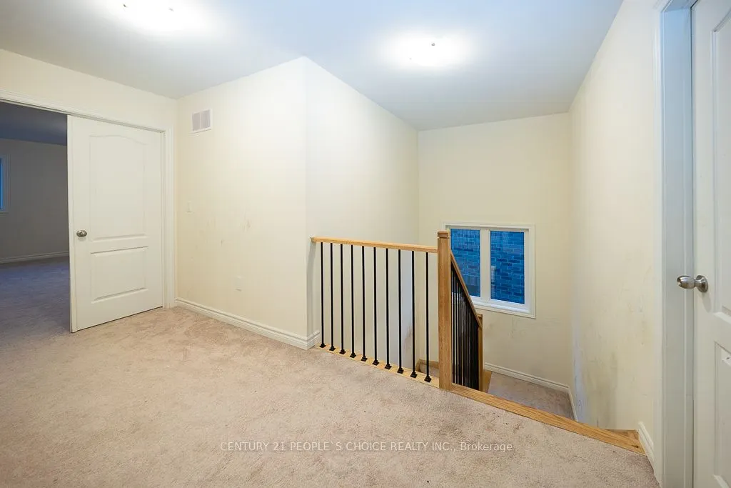 83 Robin Trail