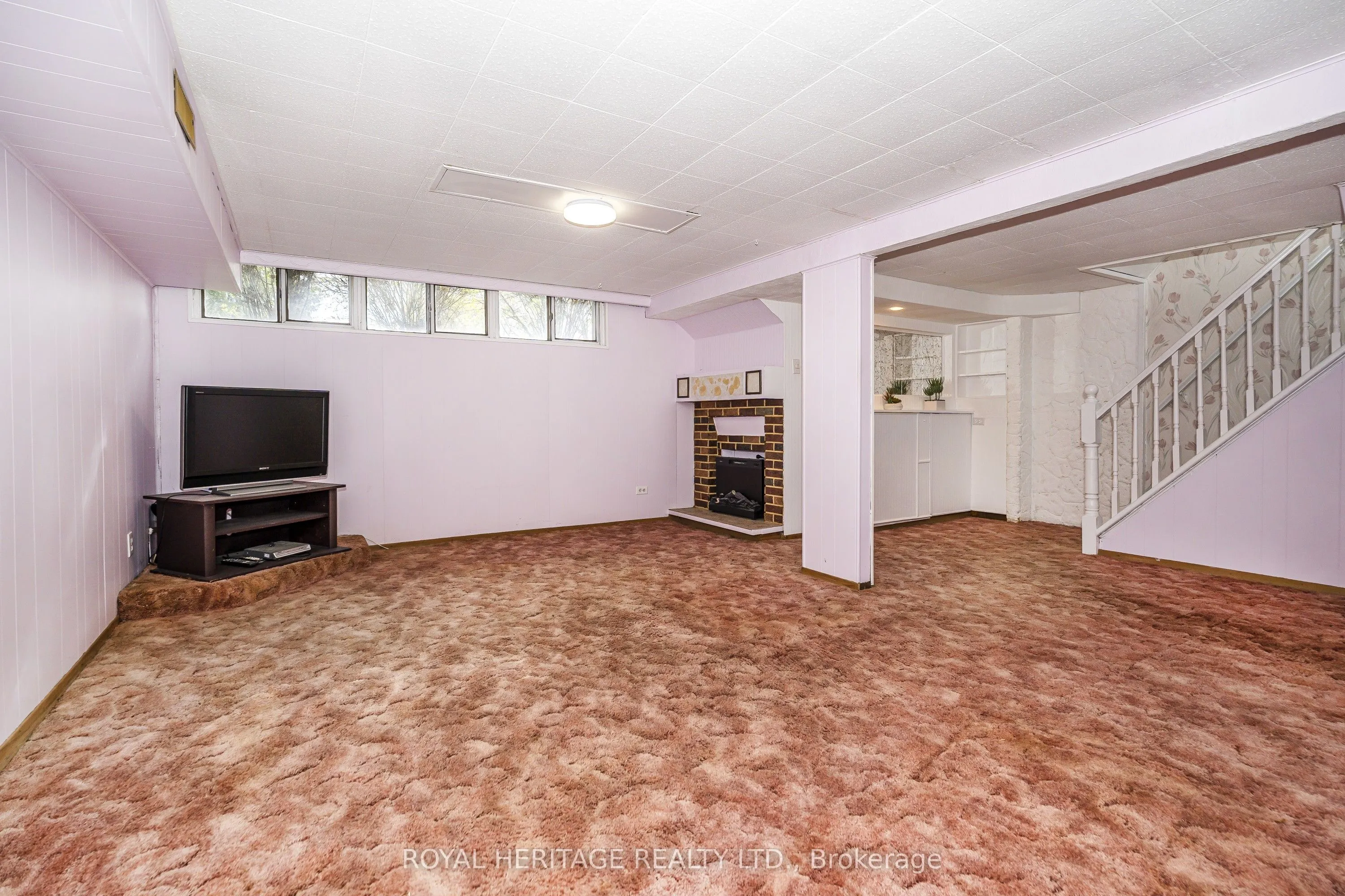 121 Tulloch Drive