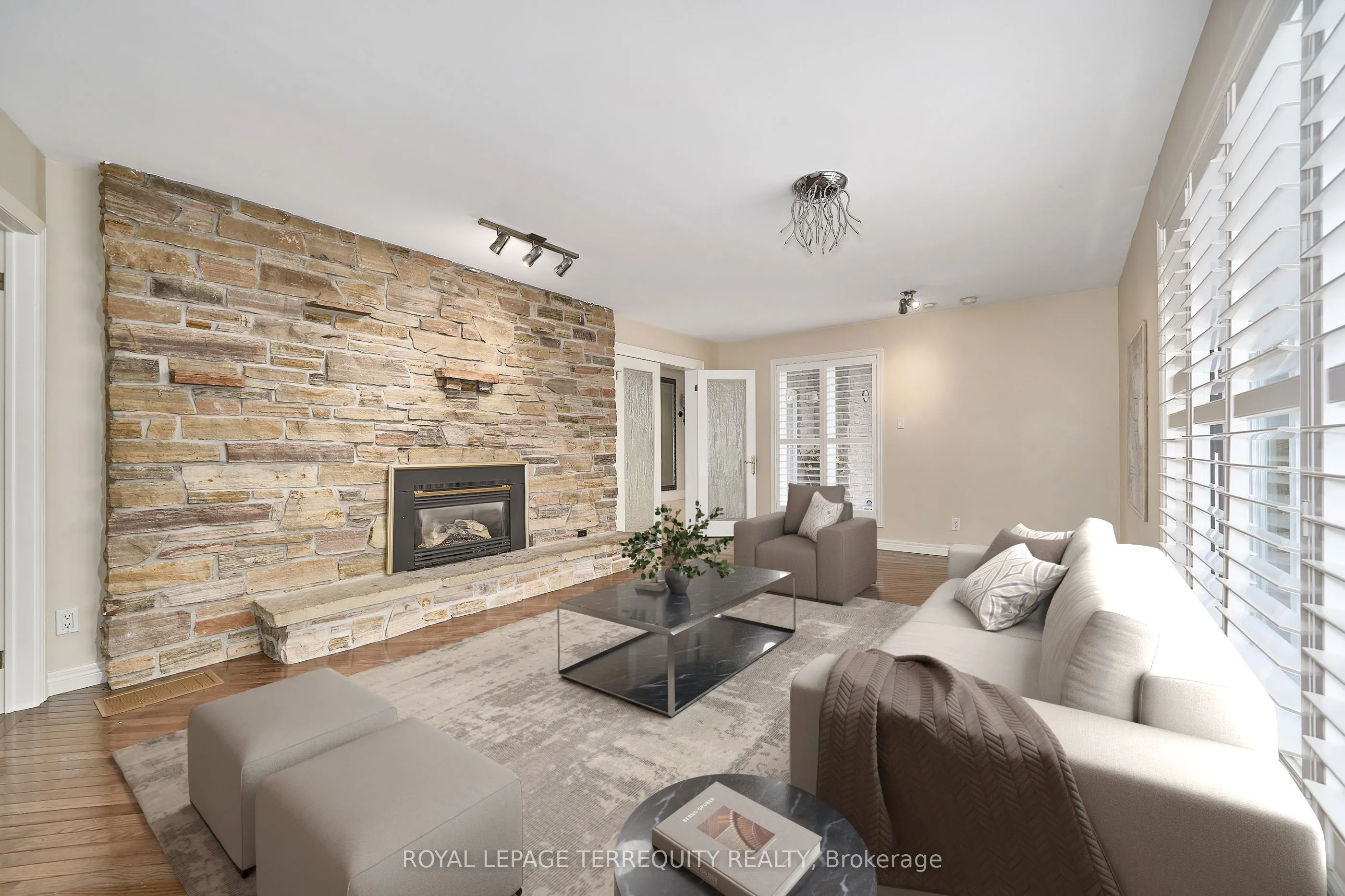 1449 Rosebank Road