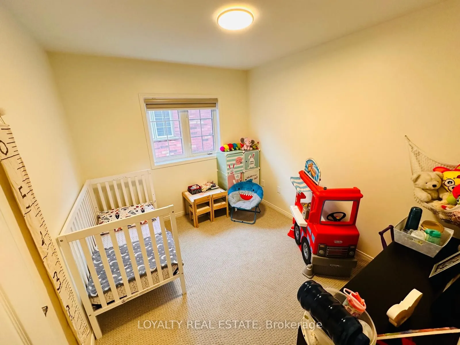 28 Thorp Crescent