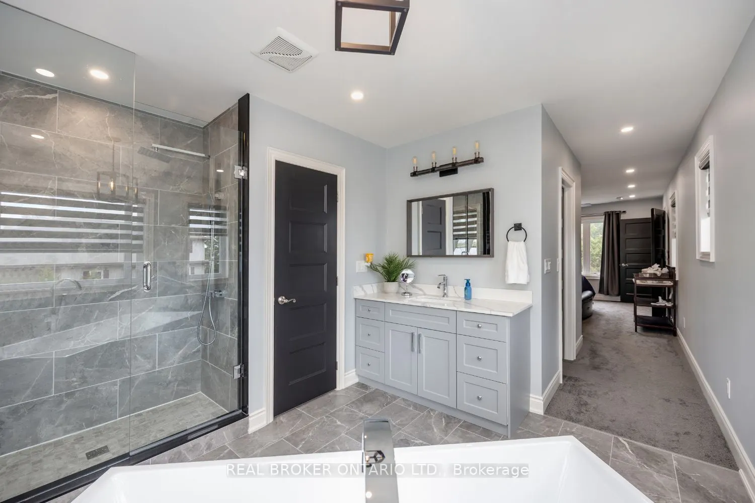 526 View Lake Road