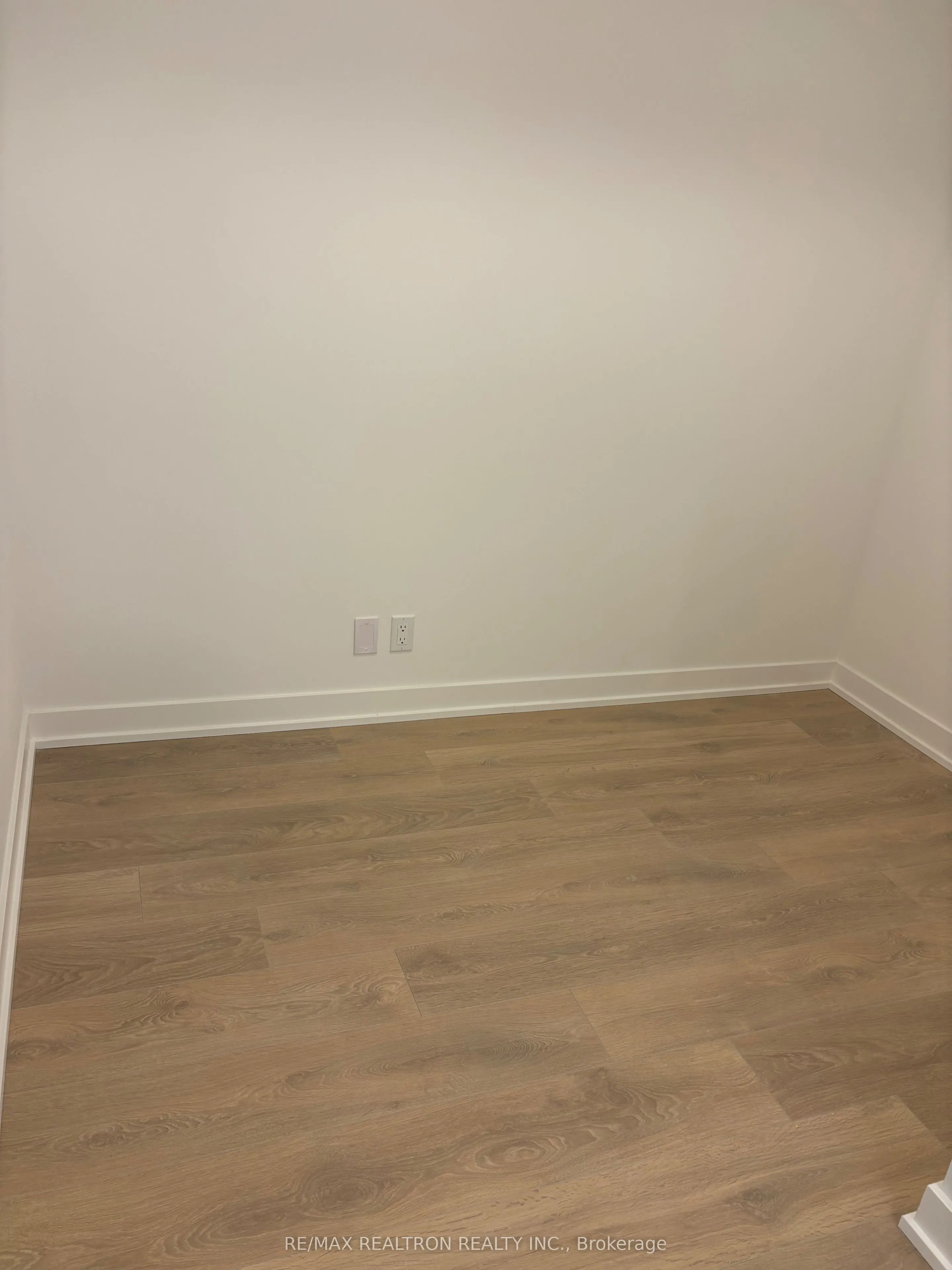2 Manderley Drive #904