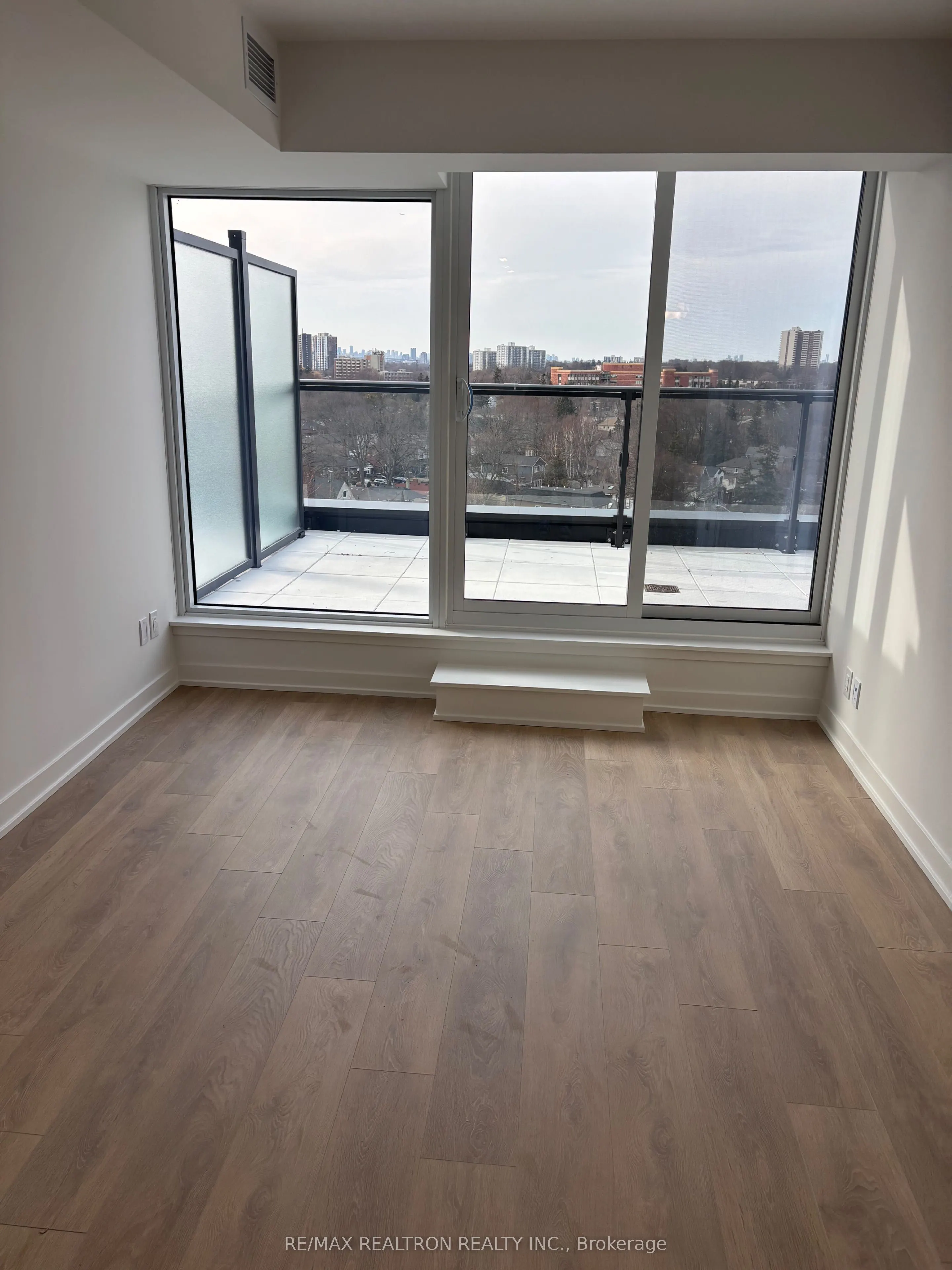 2 Manderley Drive #904