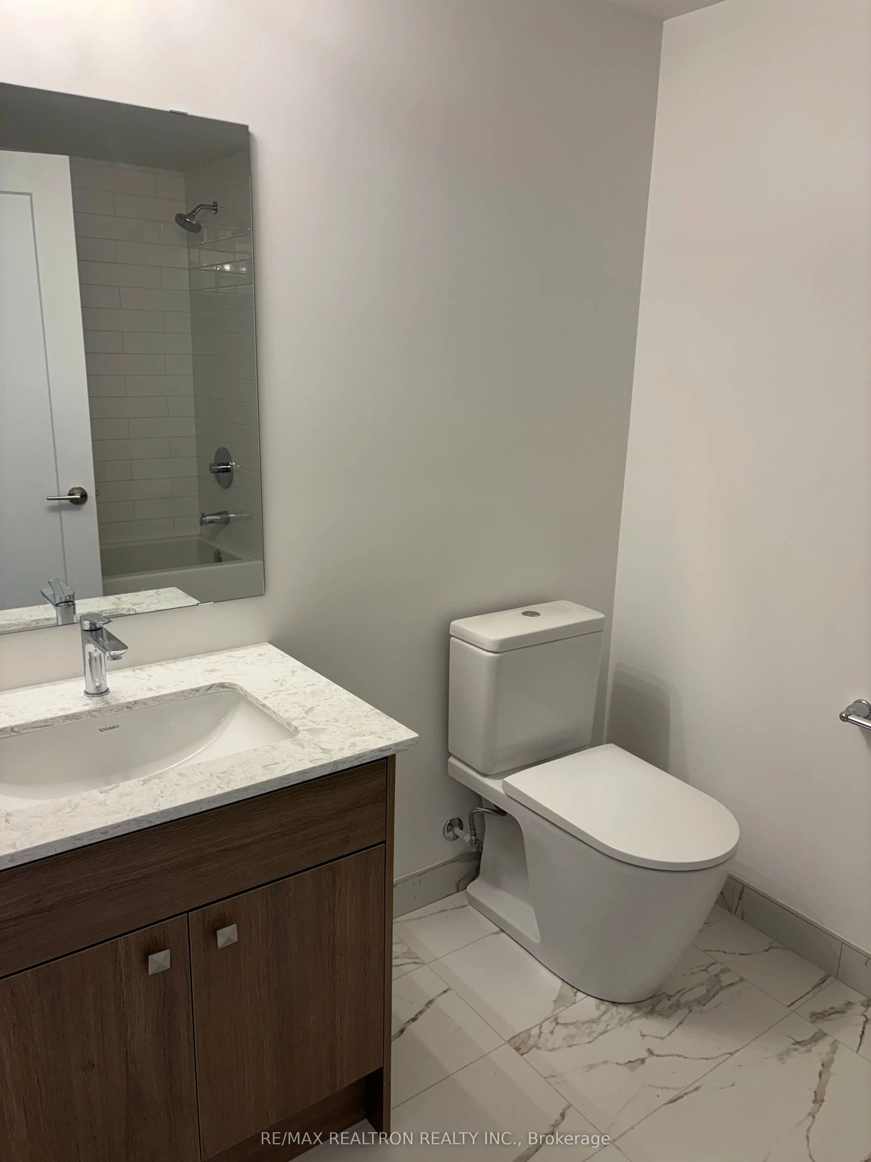 2 Manderley Drive #904