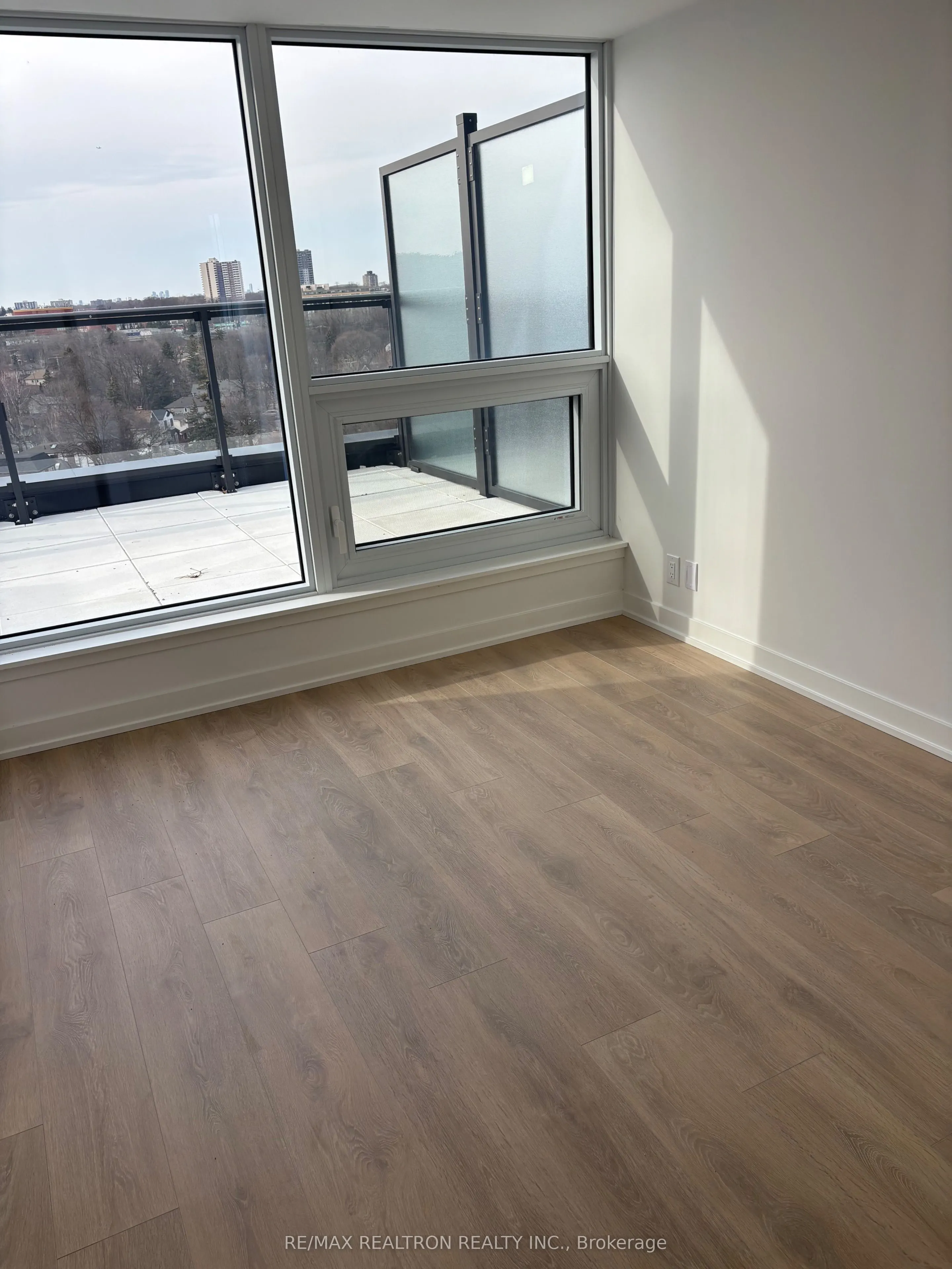 2 Manderley Drive #904