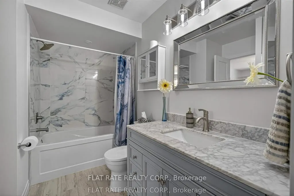 887 Lavis Court