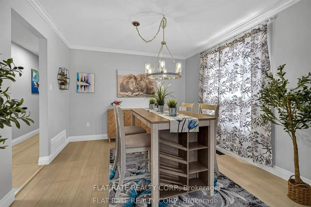 887 Lavis Court