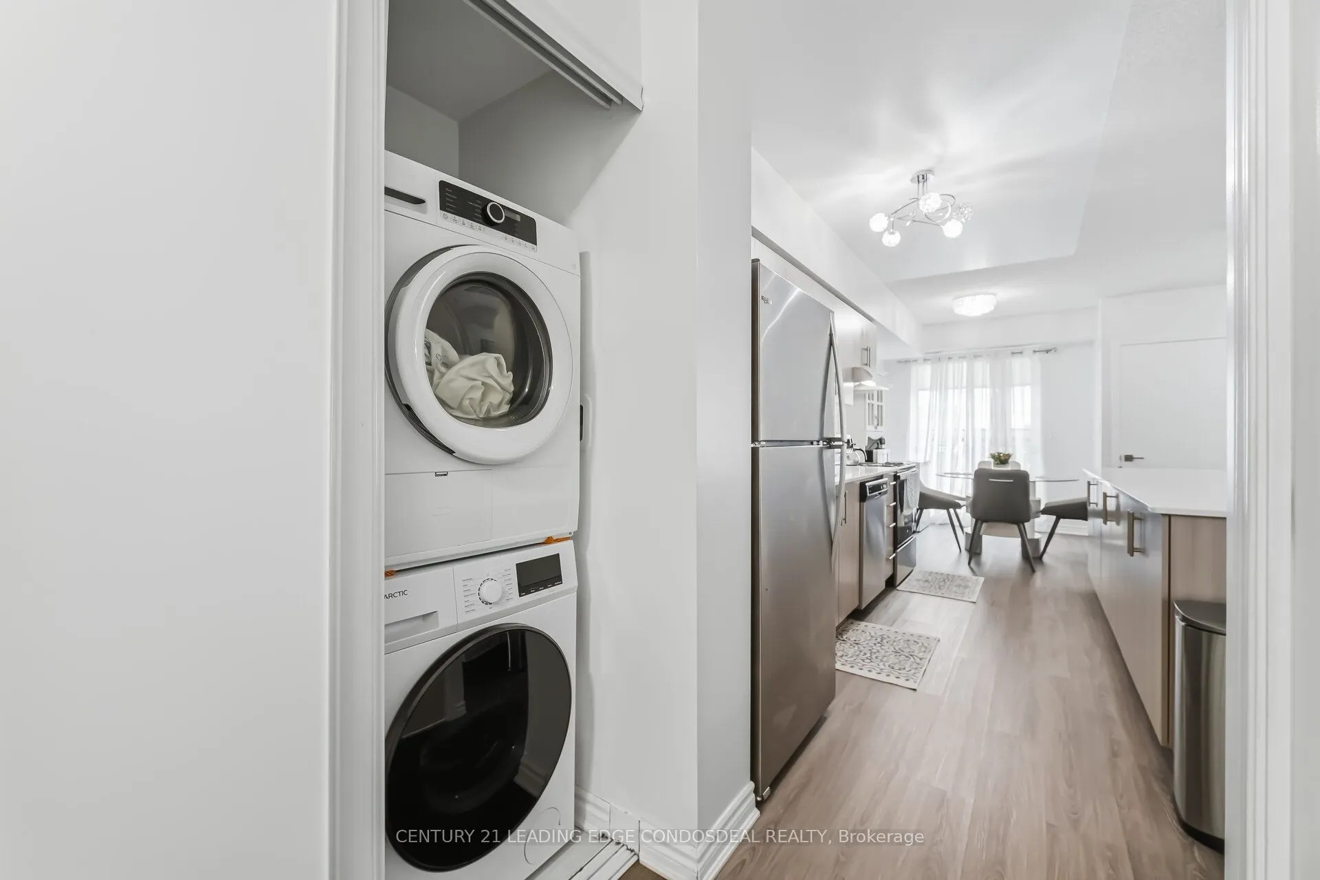 1 Falaise Road #424