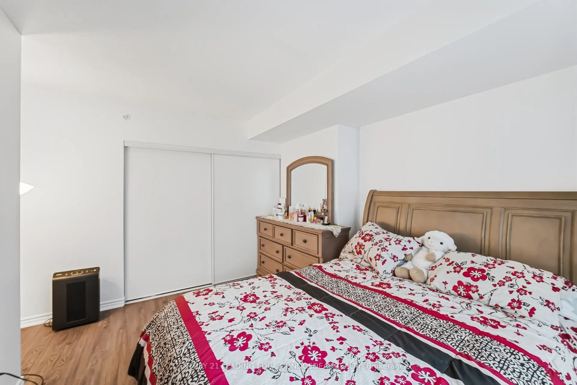 1 Falaise Road #424