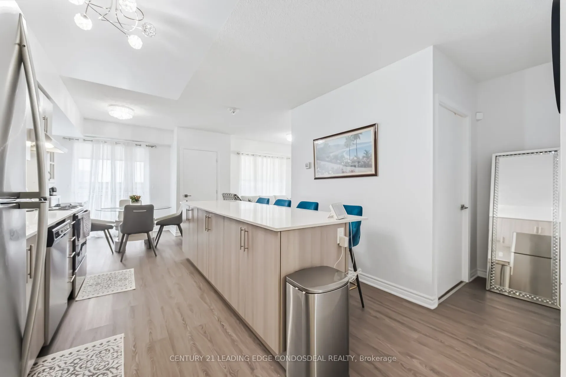 1 Falaise Road #424