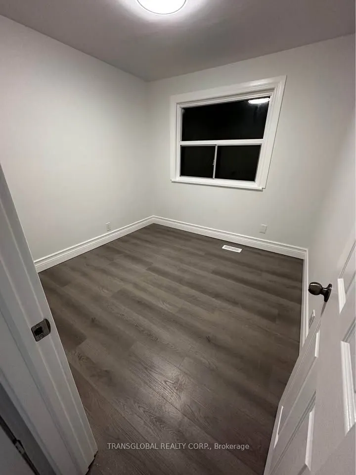 10 Anticosti Drive