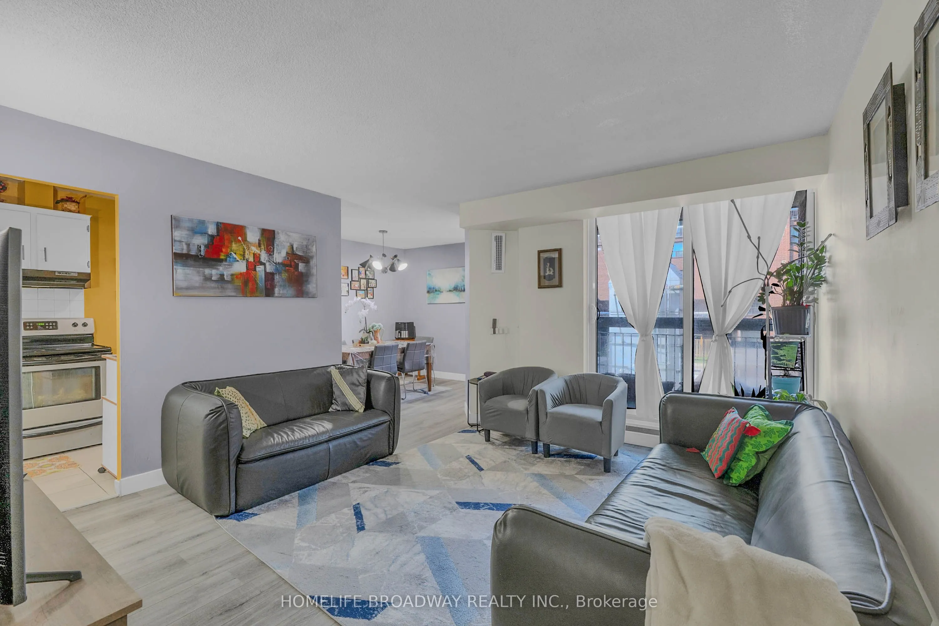 4062 Lawrence Avenue E #205