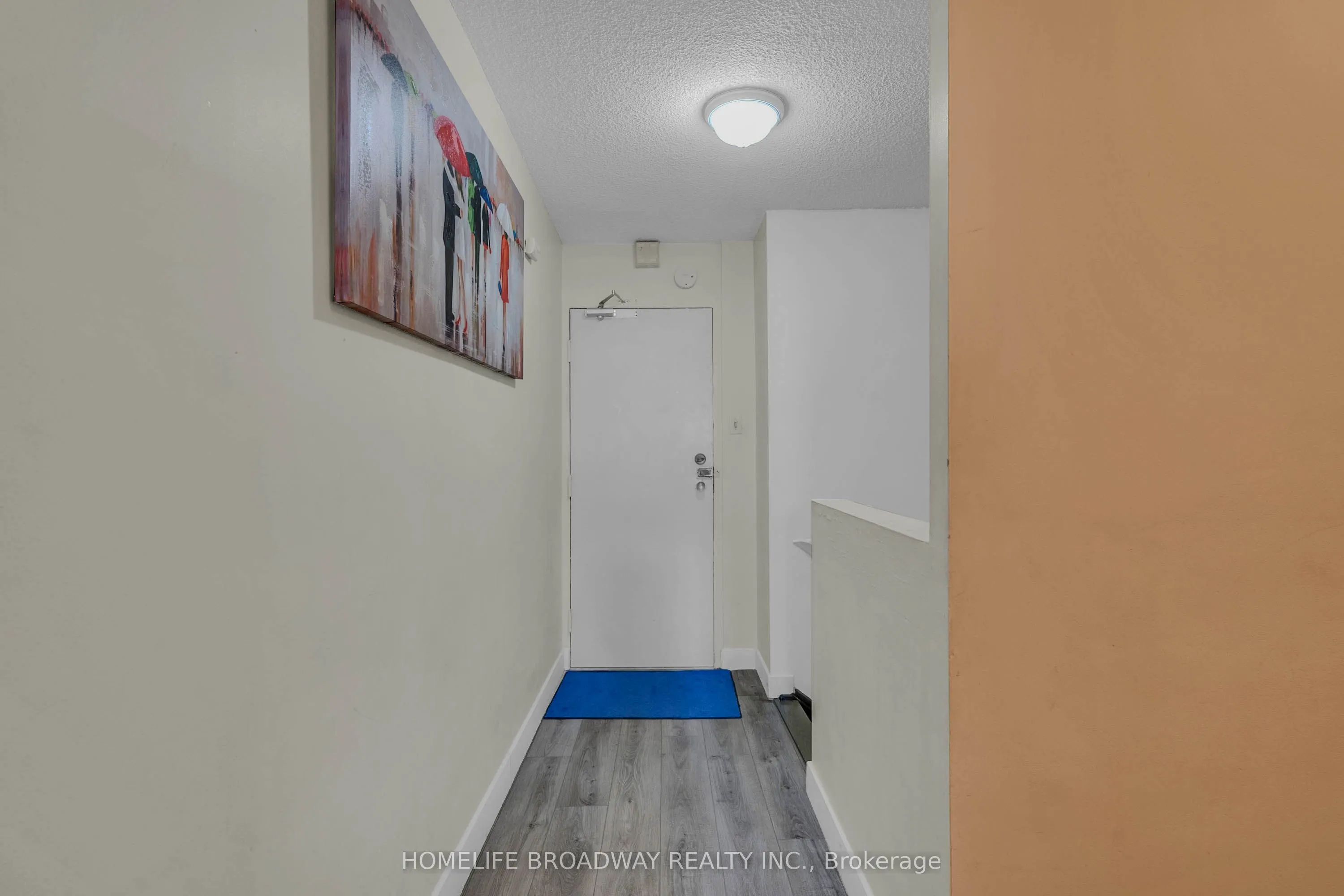 4062 Lawrence Avenue E #205
