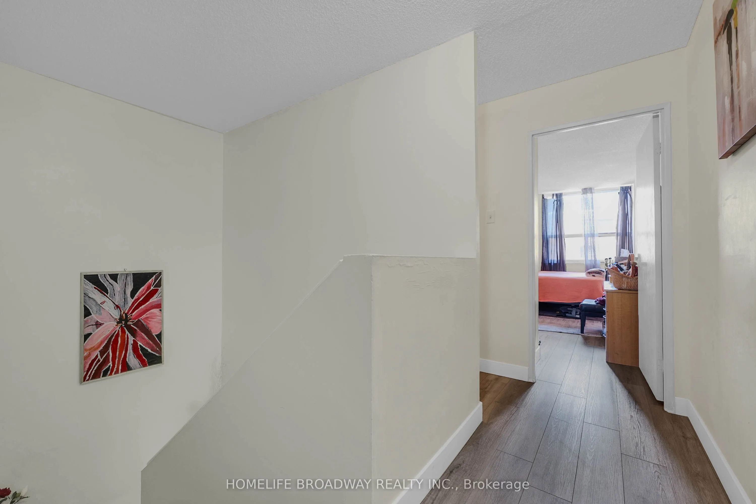 4062 Lawrence Avenue E #205