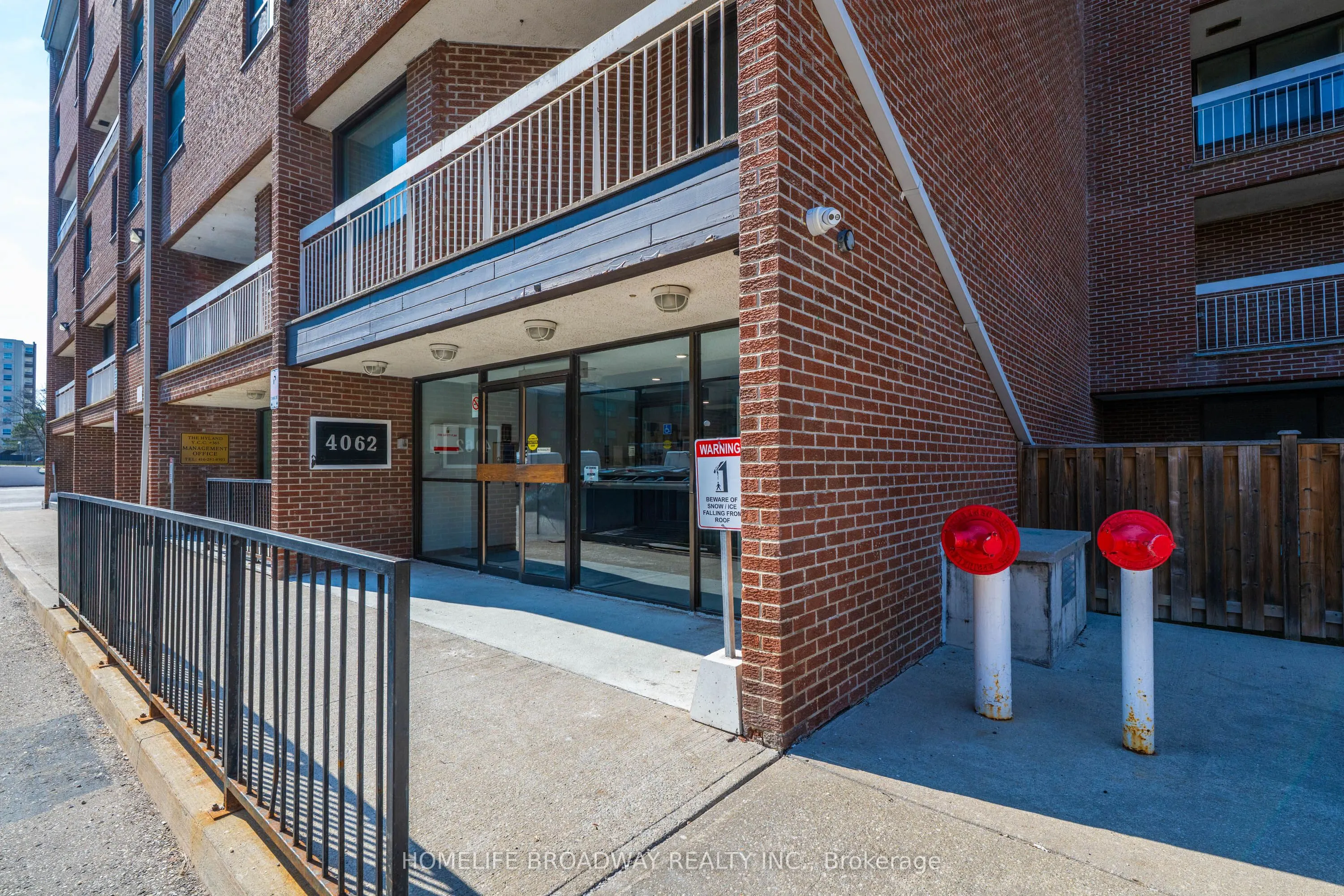 4062 Lawrence Avenue E #205