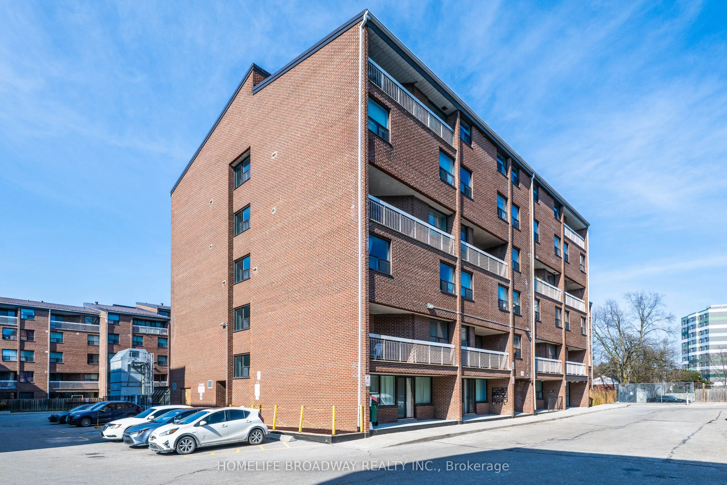 4062 Lawrence Avenue E #205