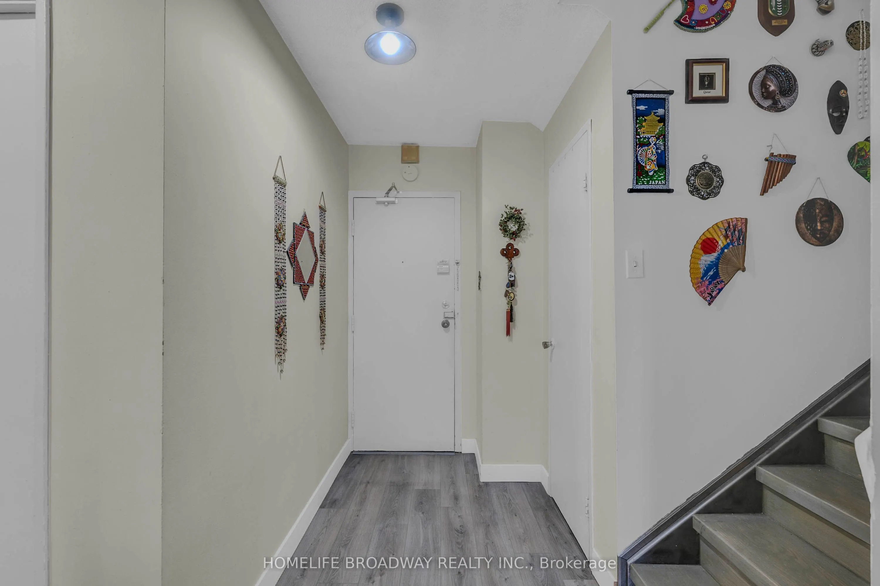 4062 Lawrence Avenue E #205