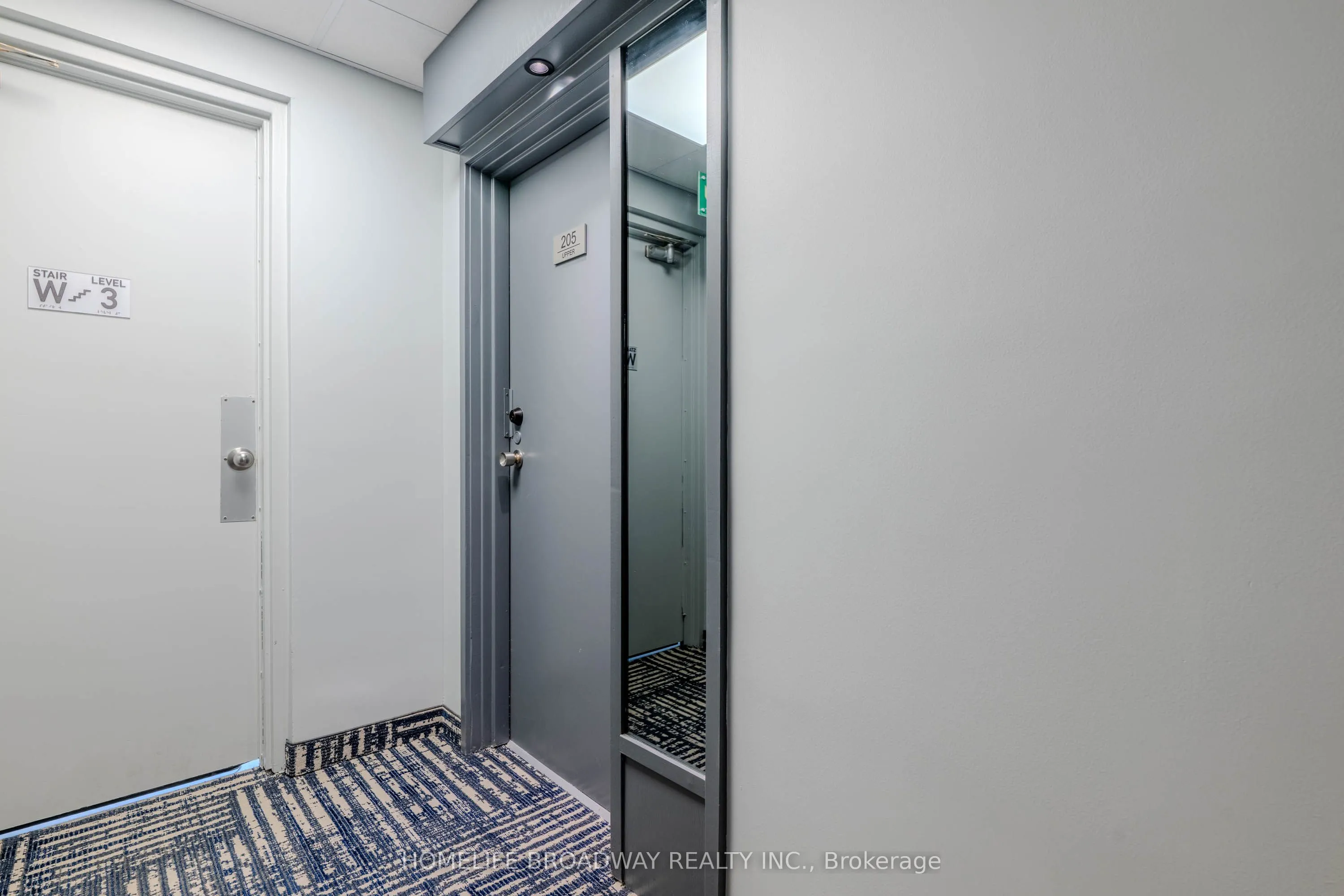 4062 Lawrence Avenue E #205