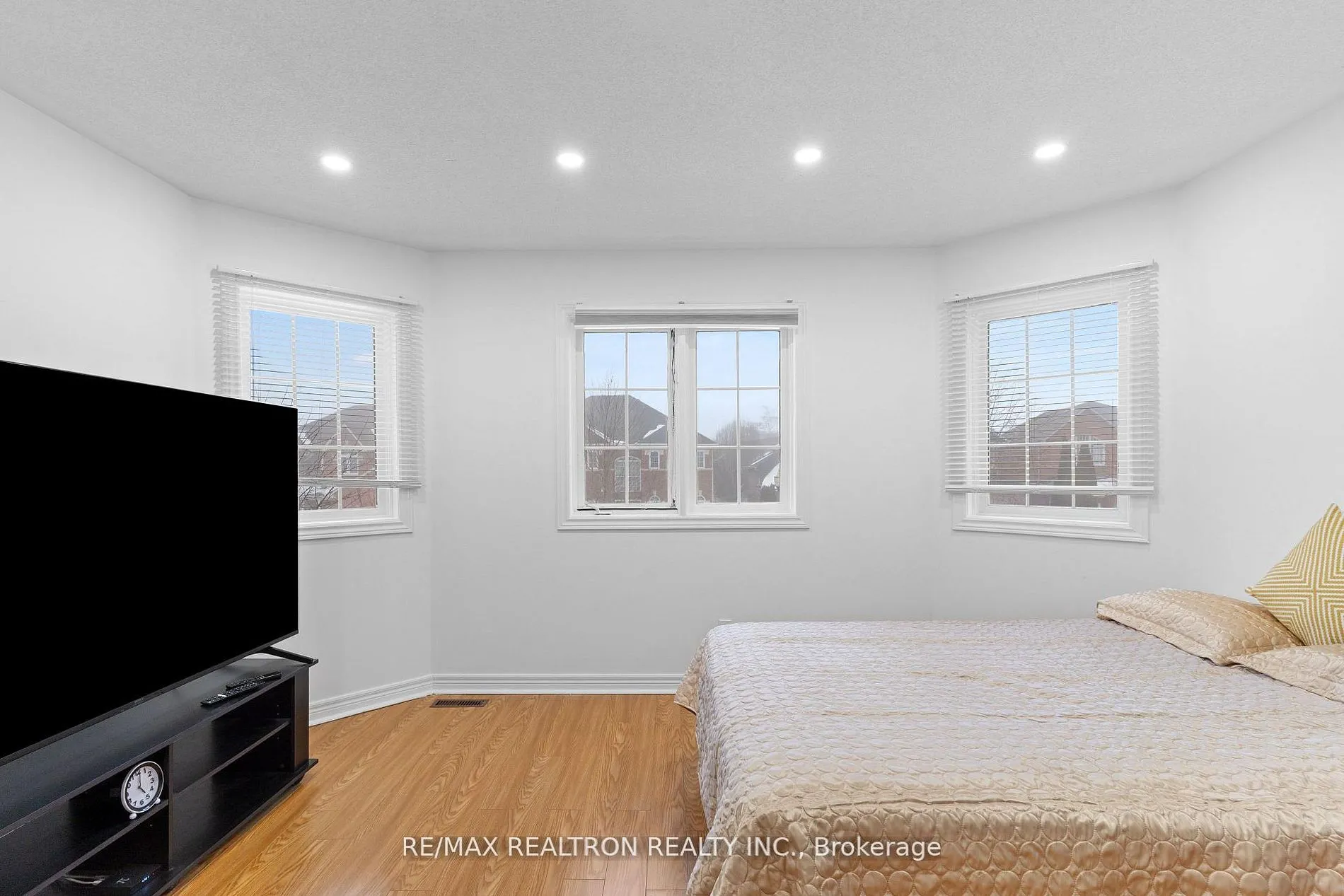 13 Freeston Crescent
